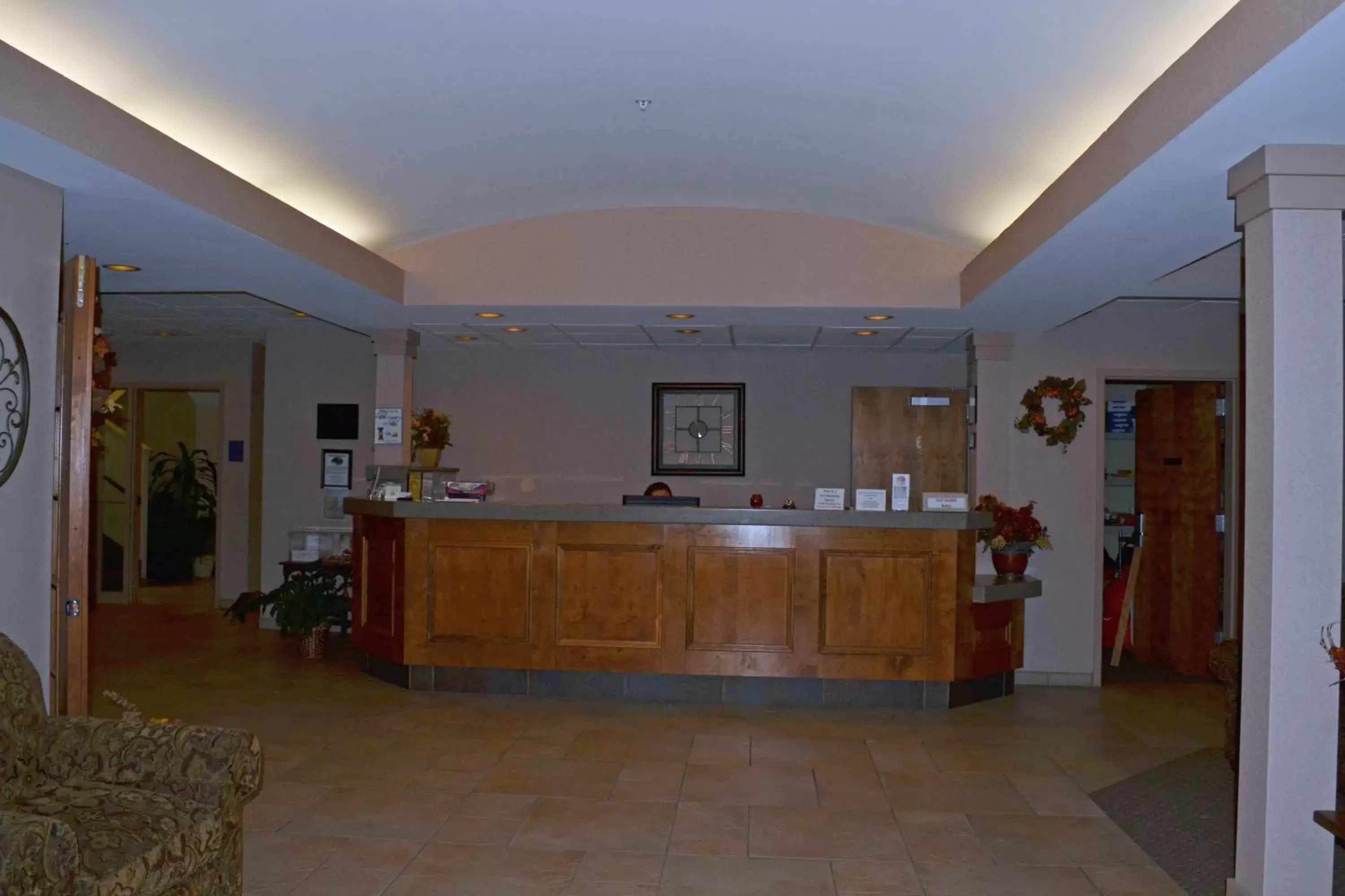 Lobby or reception, Lobby/Reception in Paola Inn and Suites