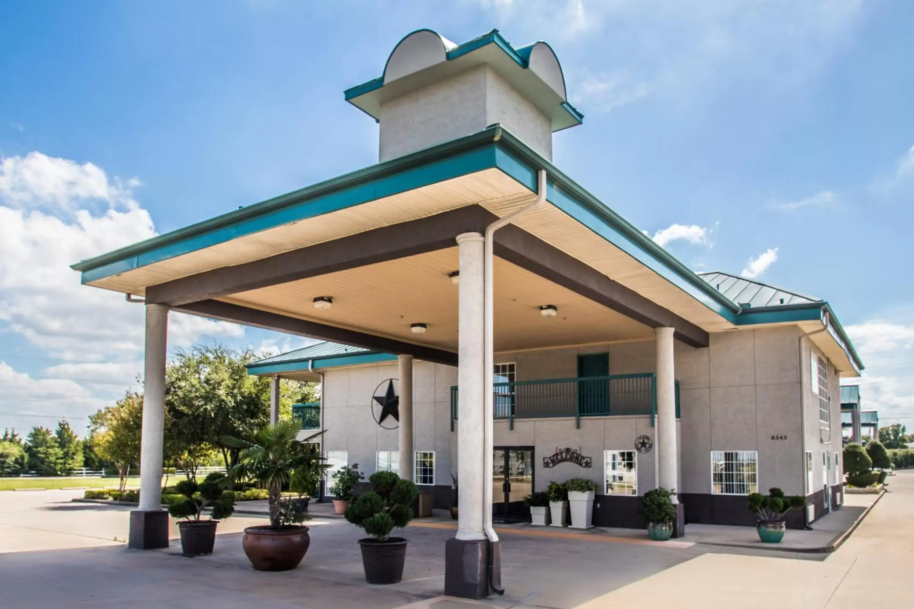 Property Building in Americas Best Value Inn - Fort Worth