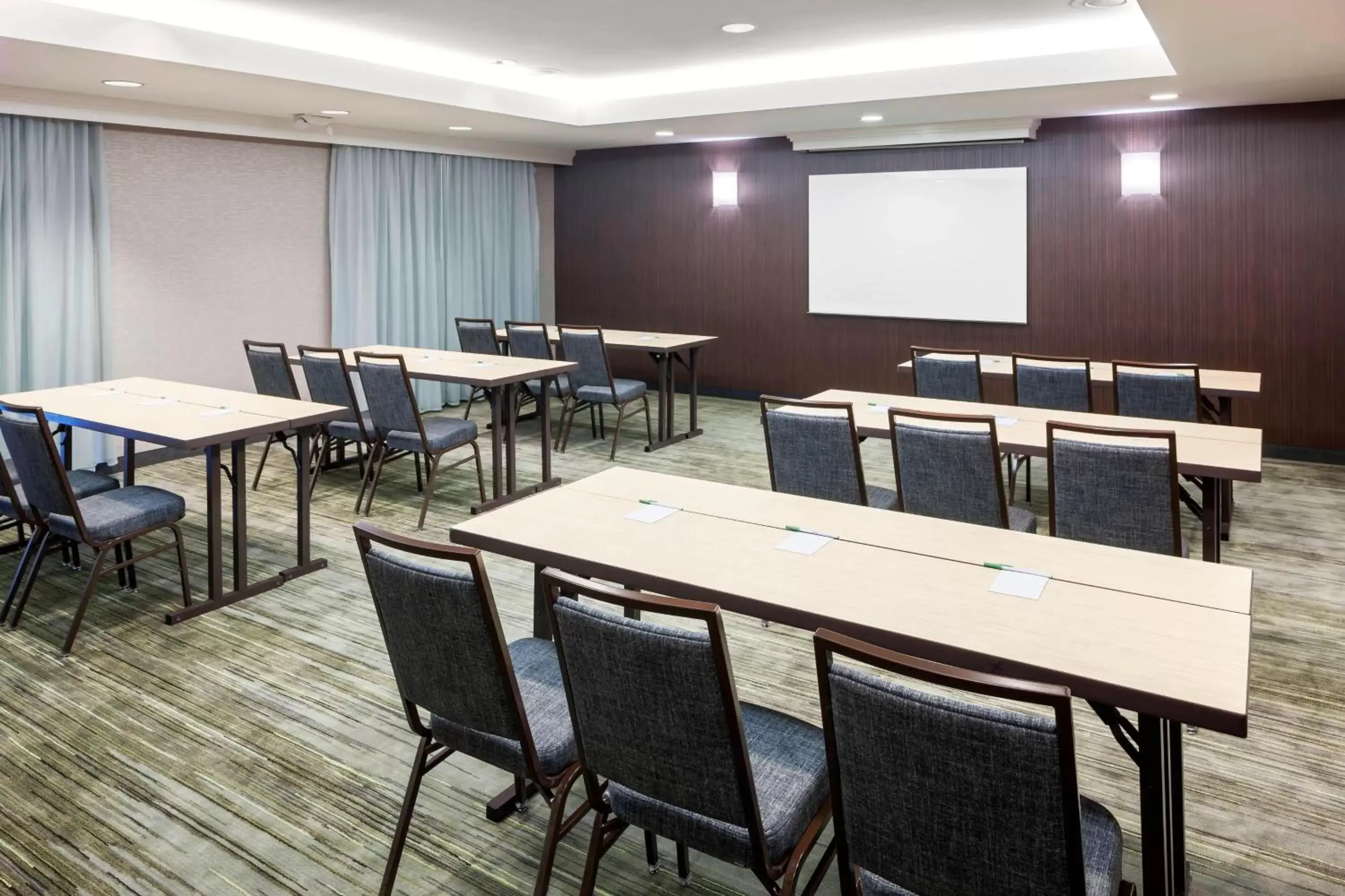 Meeting/conference room, Business Area/Conference Room in Courtyard by Marriott Pensacola