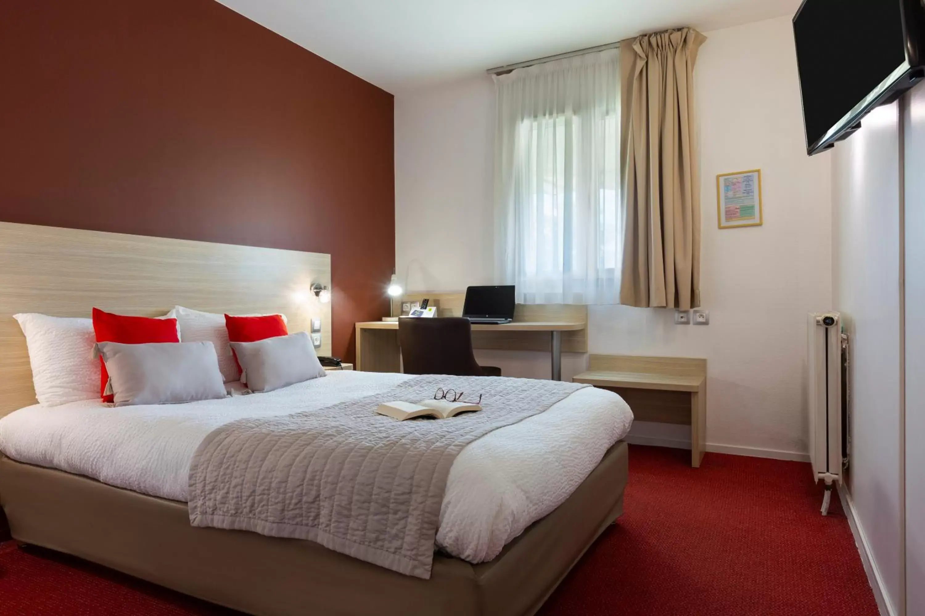 Double Room in Logis Hotel Altina Double Room in Logis Hotel Altina