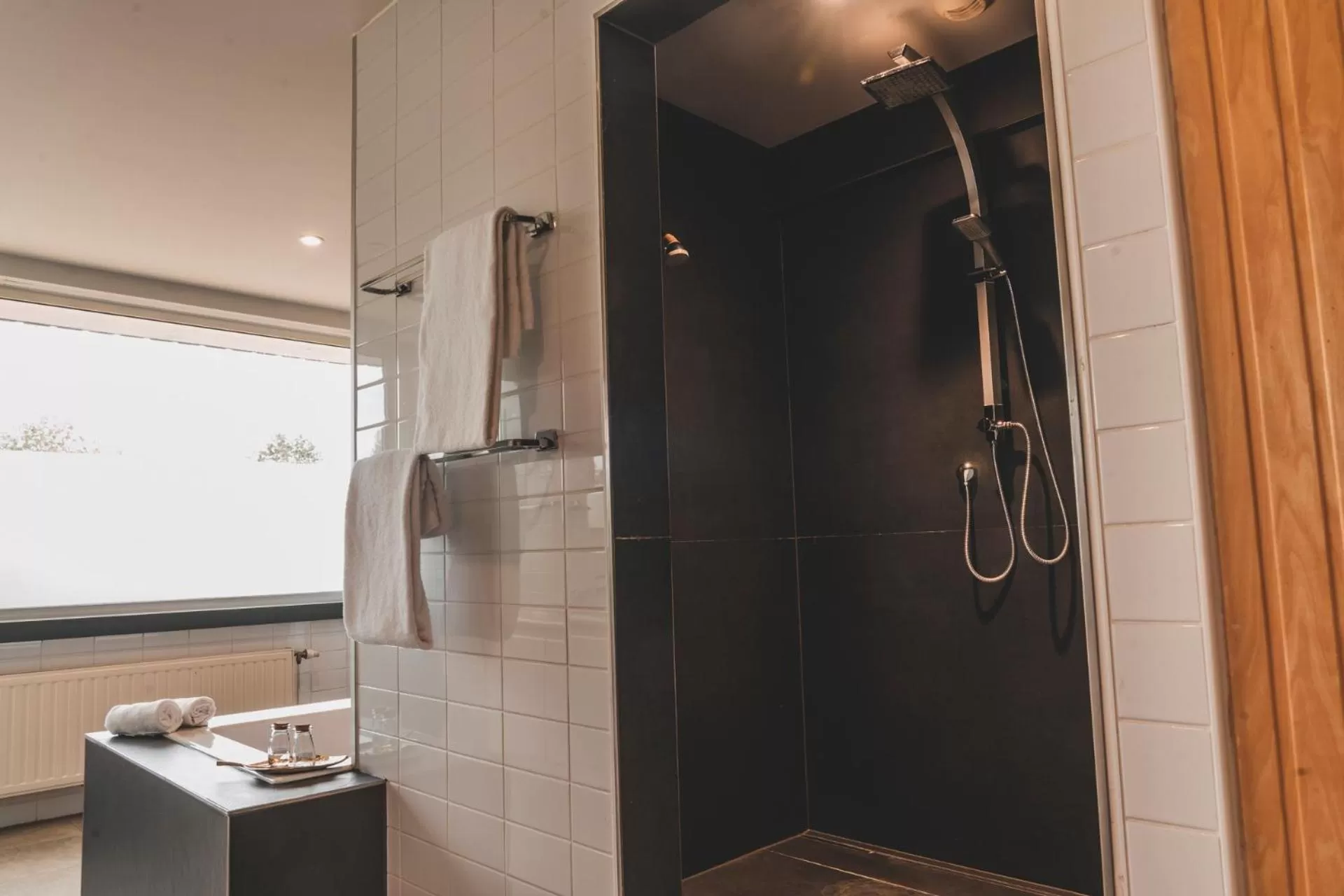 Shower in Mont-des-Pins