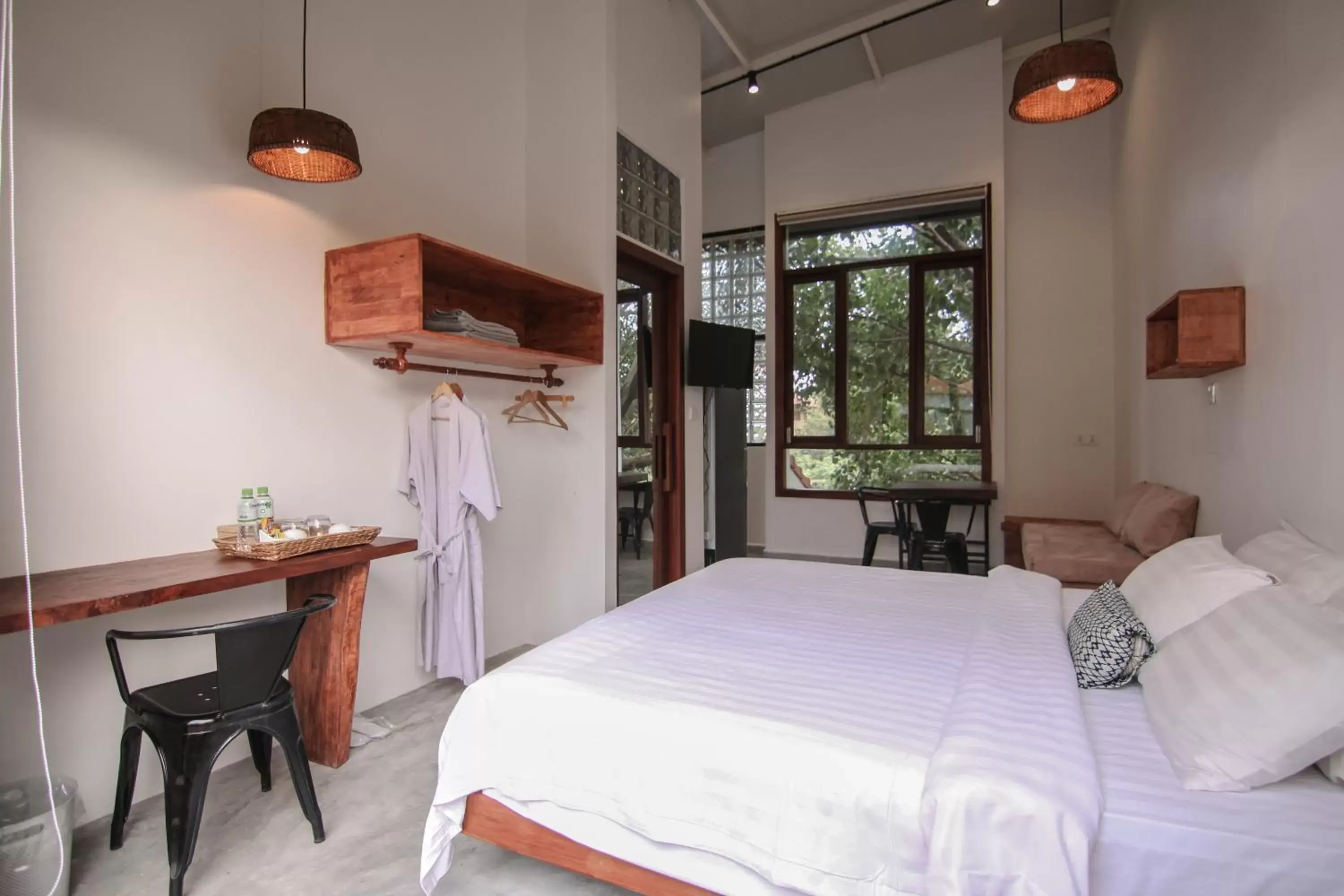 Photo of the whole room, Bed in Sarina Hotel & Villa Photo of the whole room, Bed in Sarina Hotel & Villa