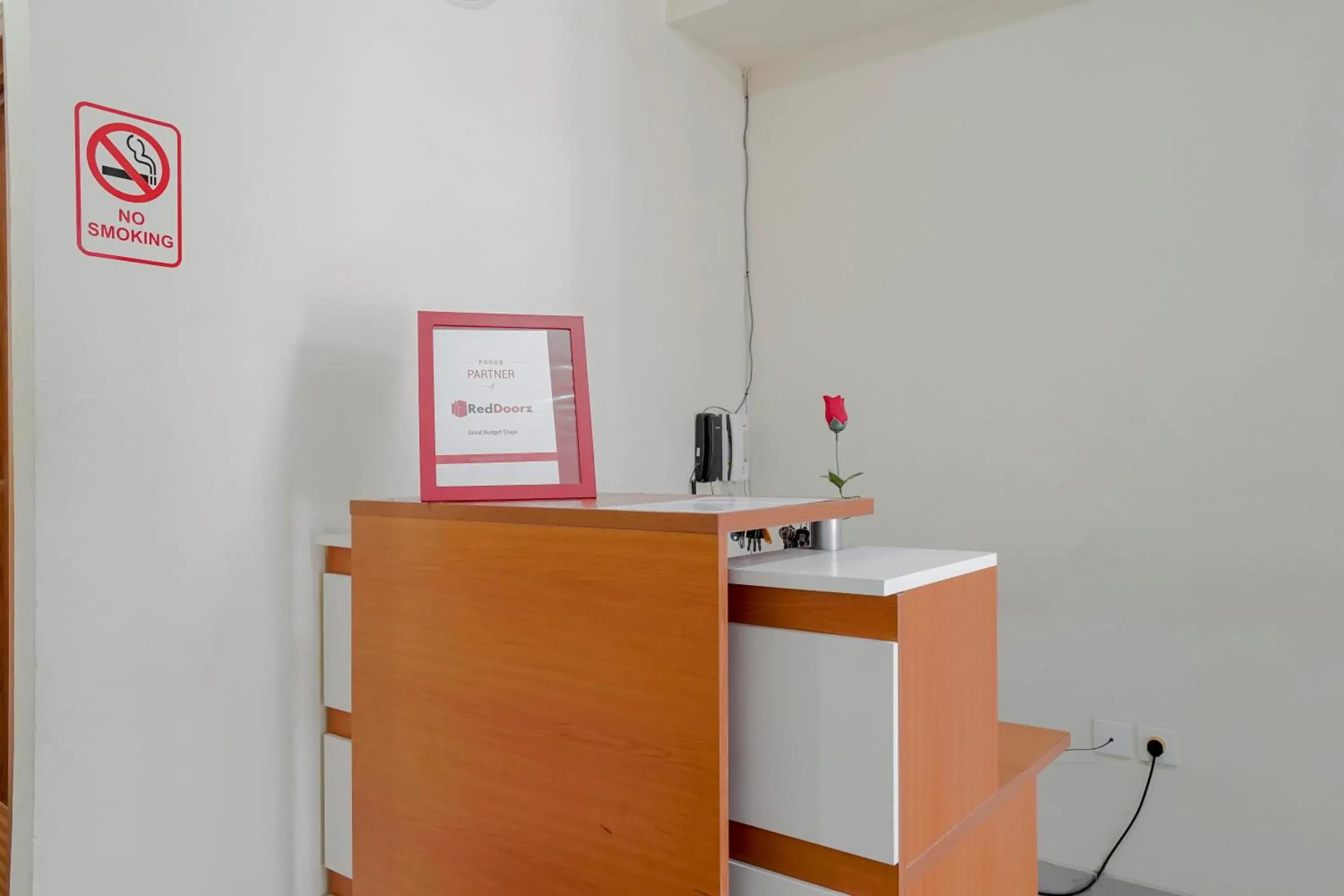 Lobby or reception in RedDoorz @ Jalan Biak Roxy Jakarta Lobby or reception in RedDoorz @ Jalan Biak Roxy Jakarta