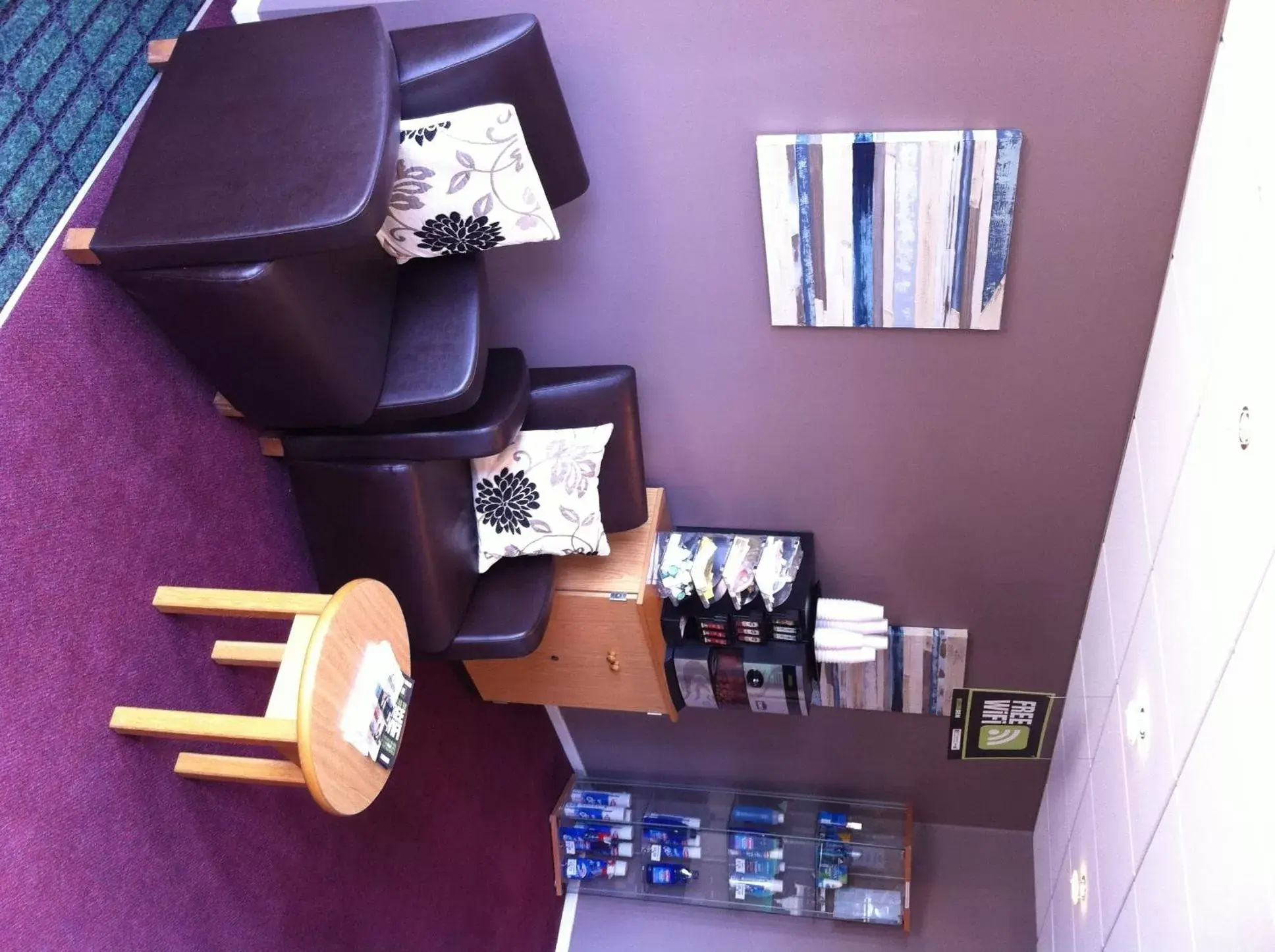 Lobby or reception, Seating Area in Days Inn Hotel Bradford - Leeds