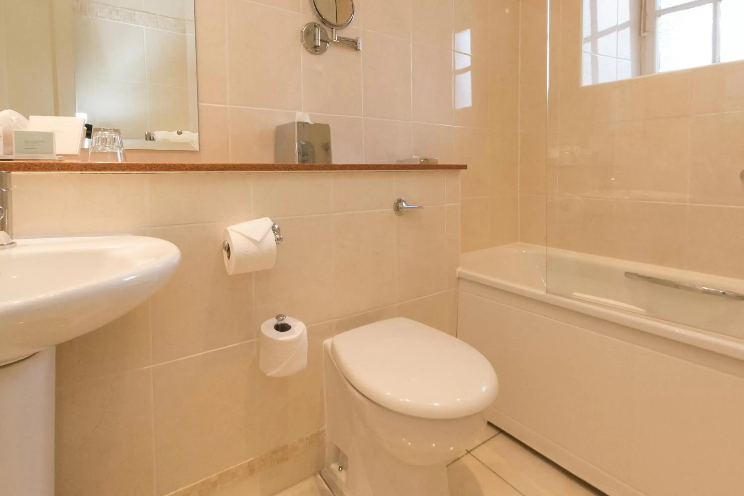 Bathroom in Macdonald Old England Hotel & Spa