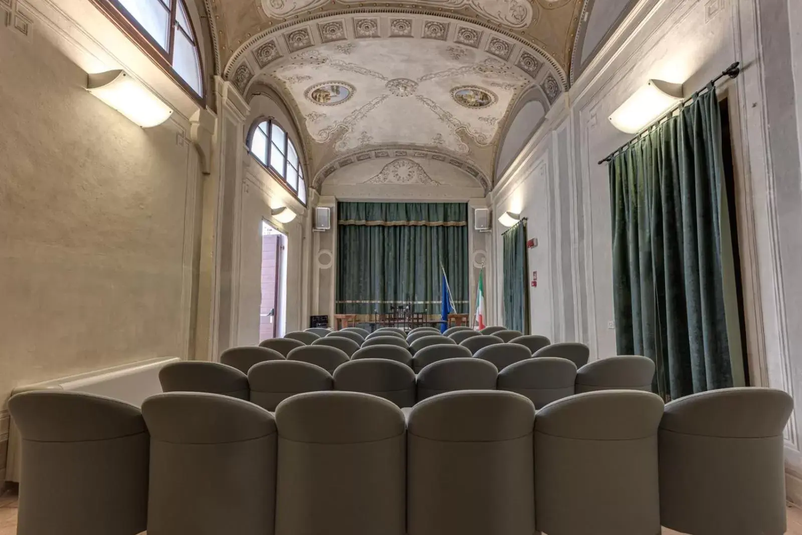 Meeting/conference room in BOUTIQUE VILLA LIBERTY - Dépendance - Borgo Capitano Collection - Albergo diffuso