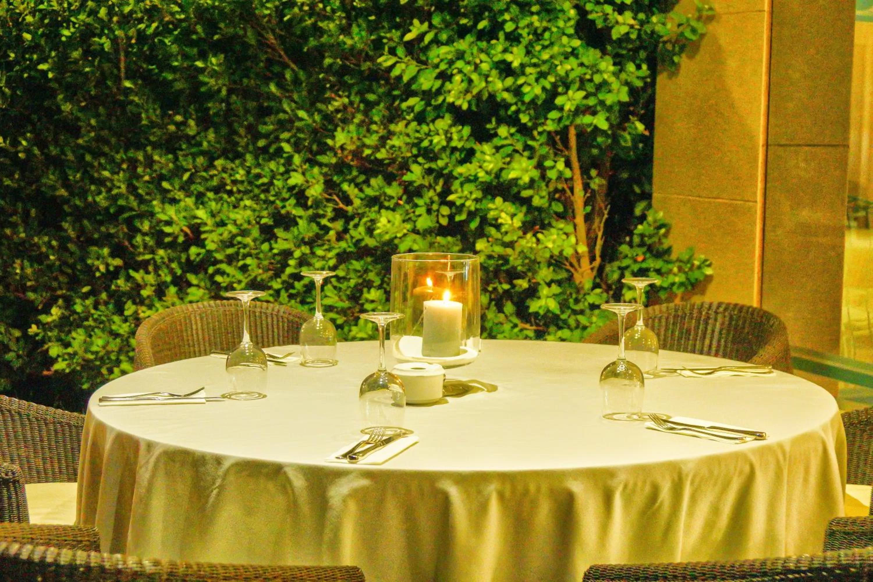 Restaurant/places to eat in Senator Águilas