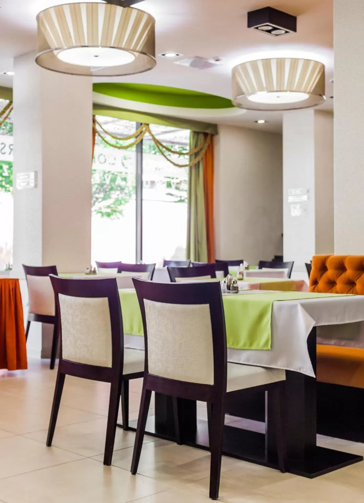 Restaurant/places to eat in Corso Boutique Hotel