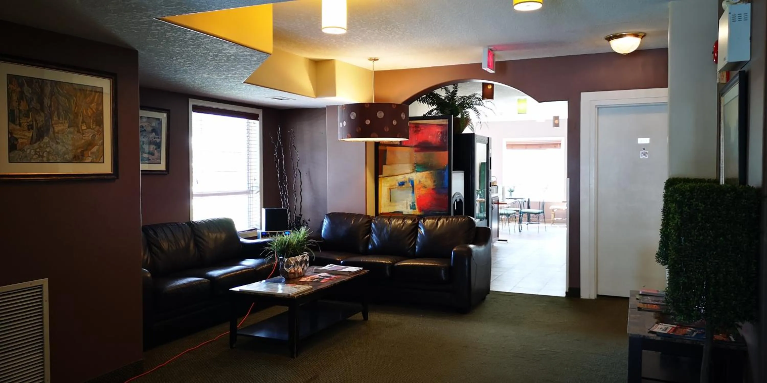 Seating area in Mountain View Inn