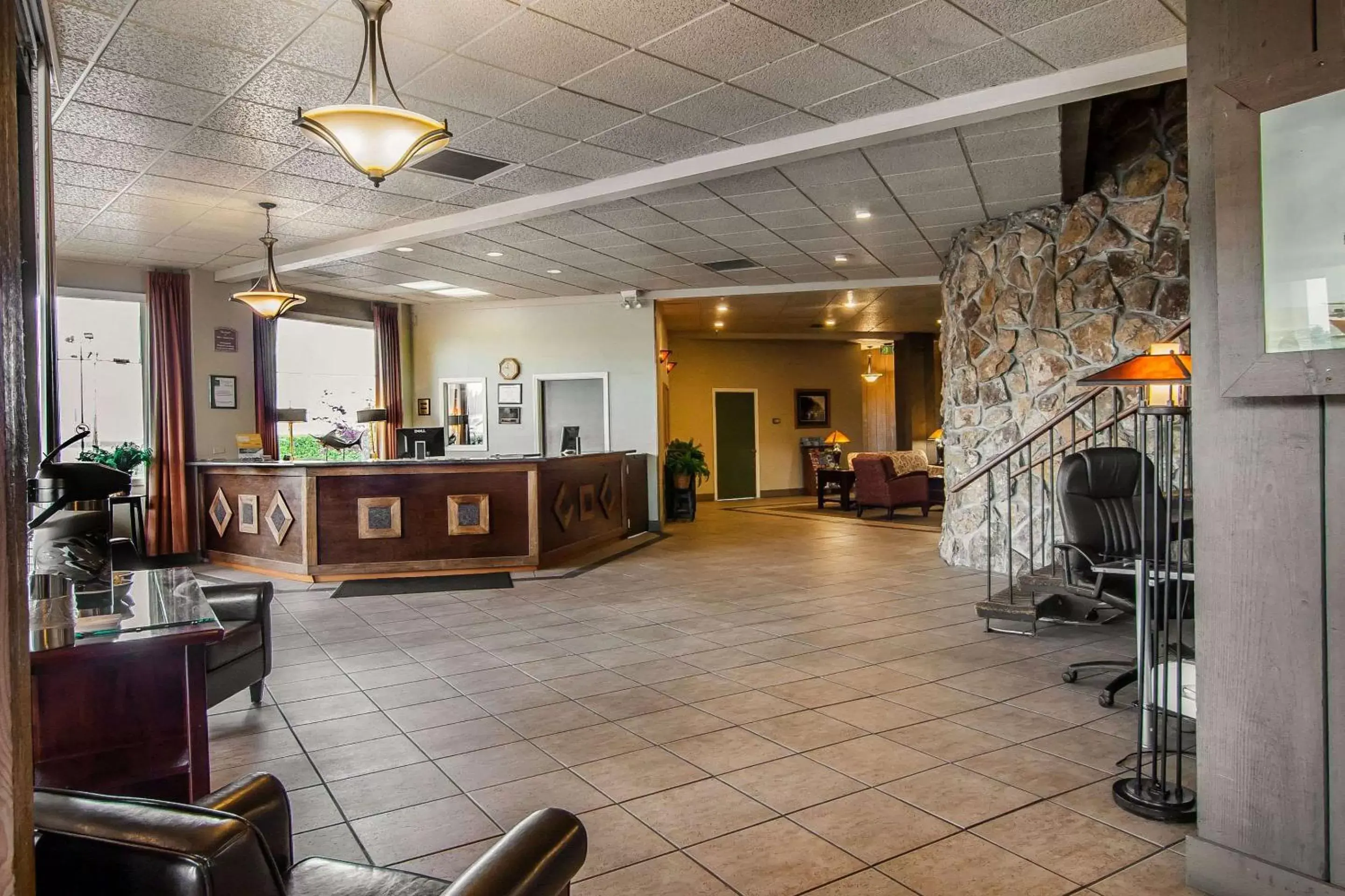 Lobby or reception in Quality Inn & Suites at Coos Bay