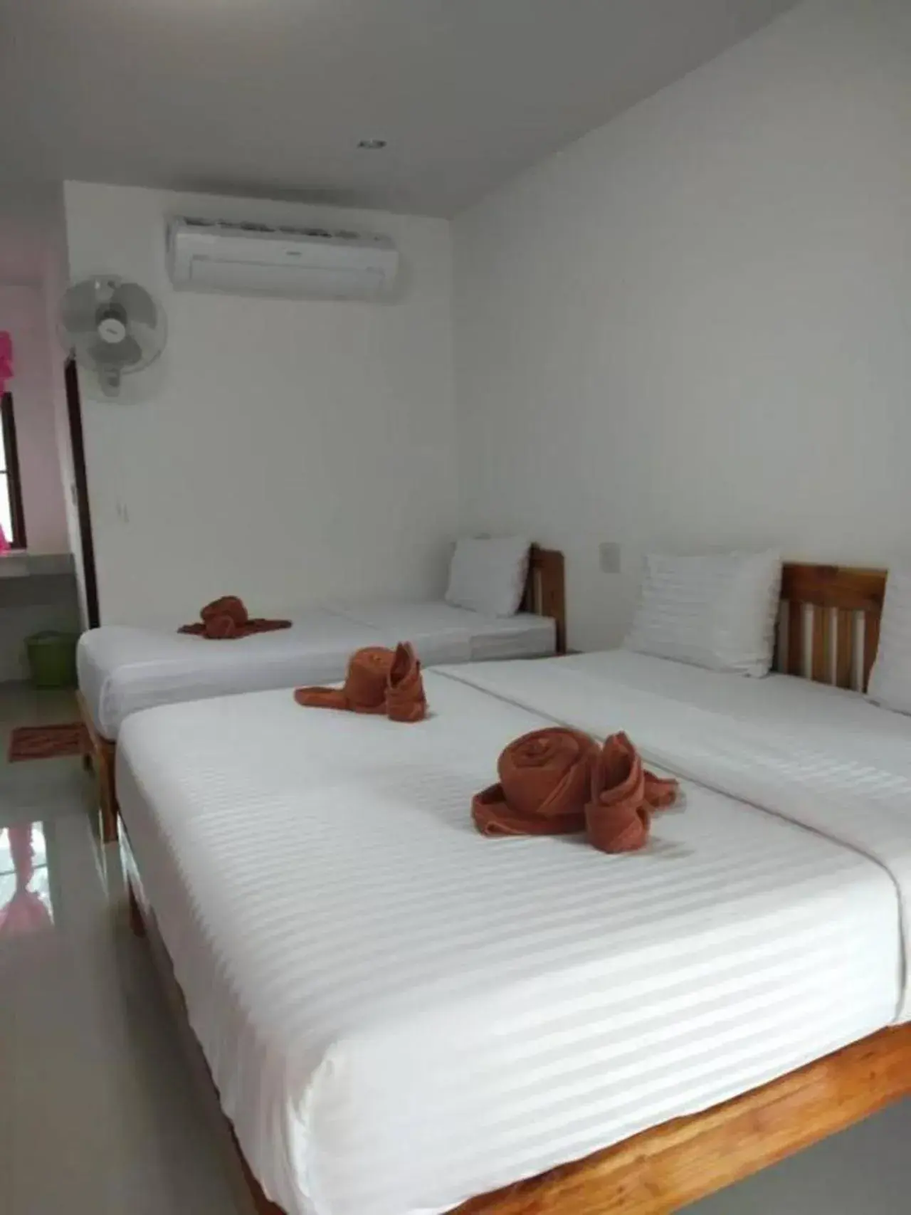 Bed in Lanta Cottage