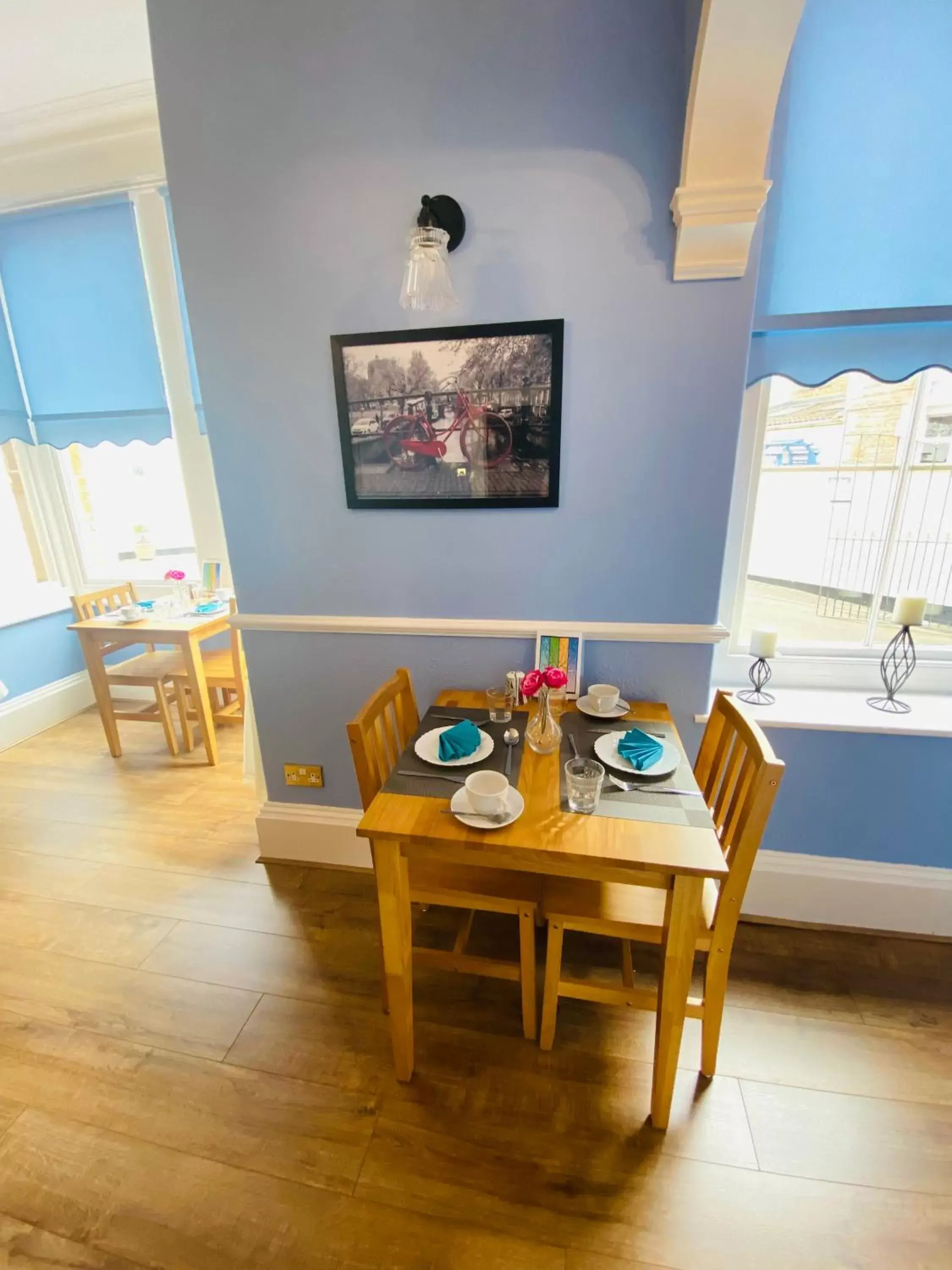 Dining Area in All Seasons Bed & Breakfast - Adults Only
