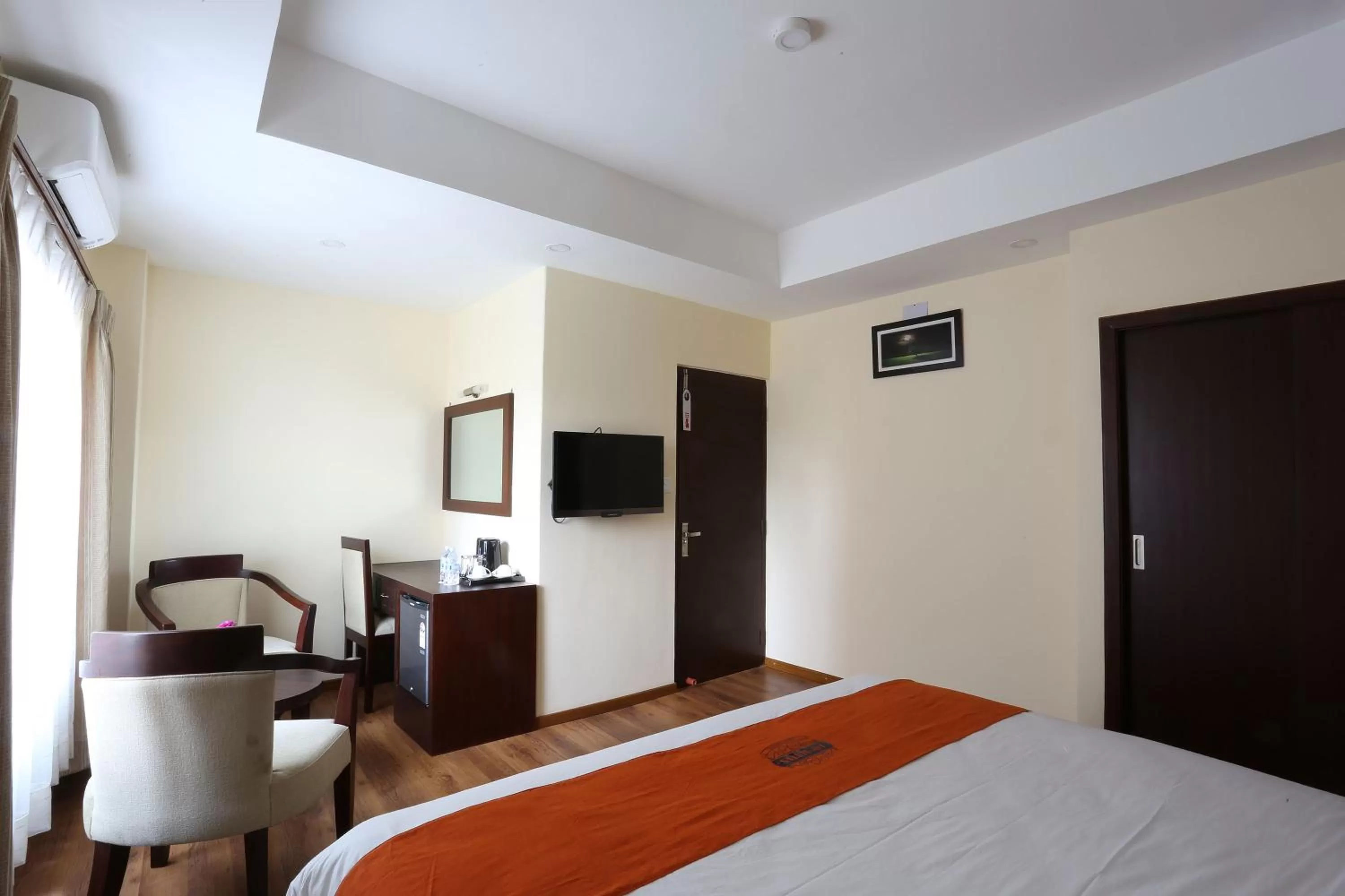 Bedroom, Bed in Hotel Jay Suites