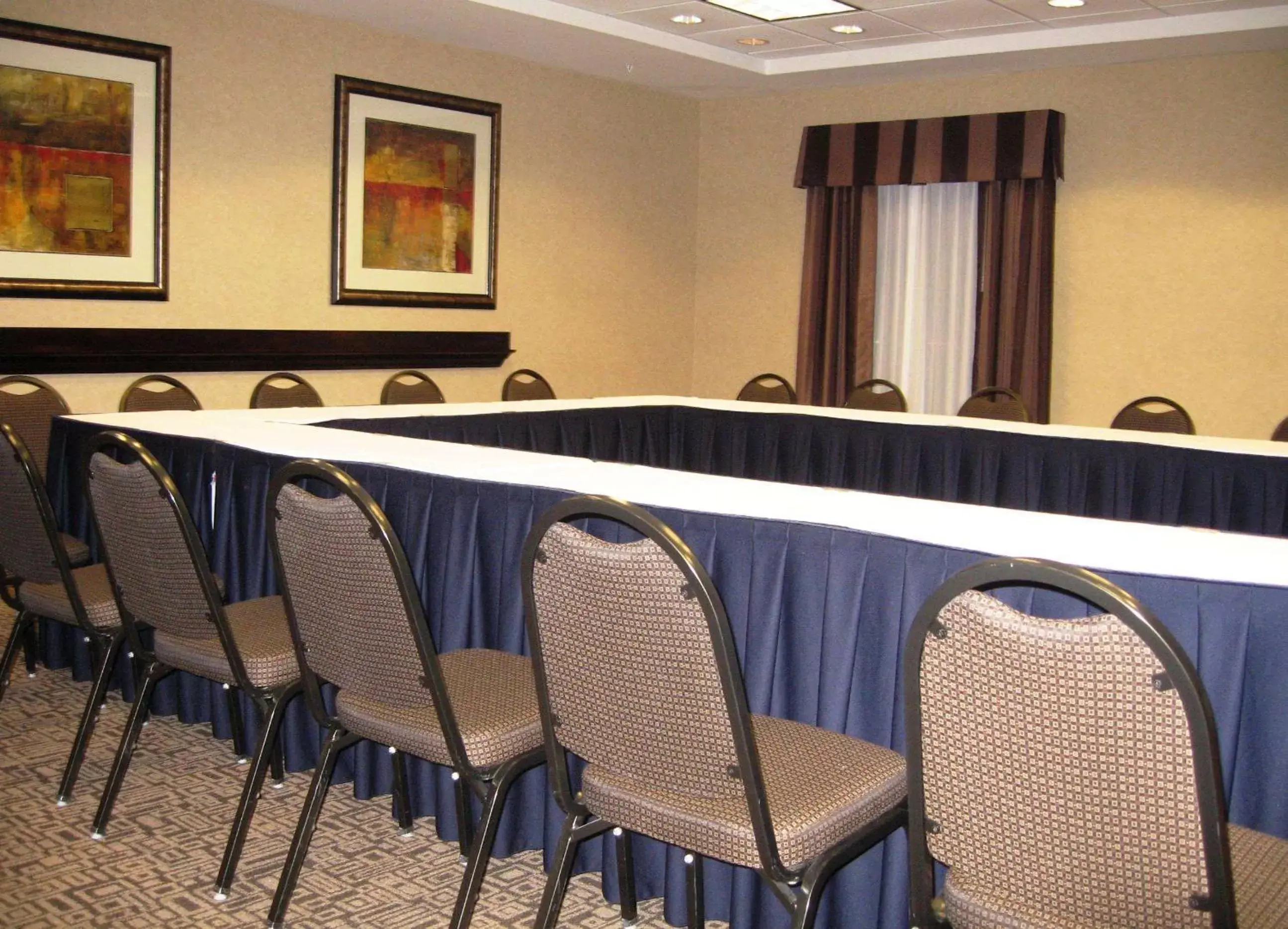 Meeting/conference room in Hampton Inn & Suites Orlando-John Young Parkway/South Park