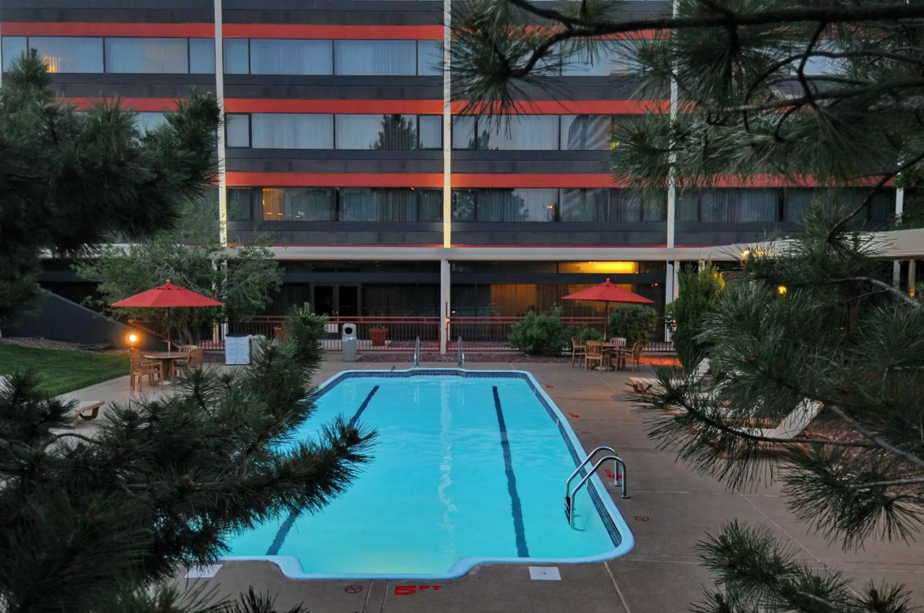 Pool View in Hampton Inn Denver West Federal Center