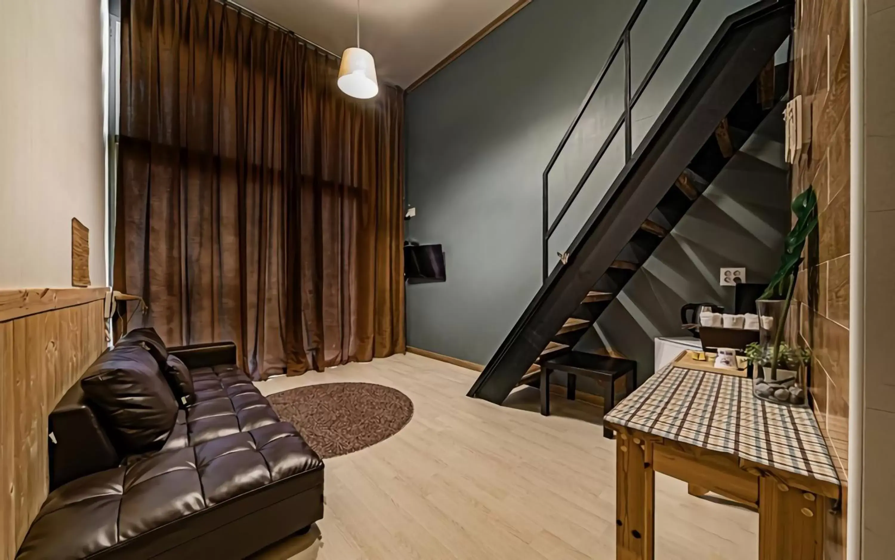 Photo of the whole room in Hotel Hue Loft Photo of the whole room in Hotel Hue Loft