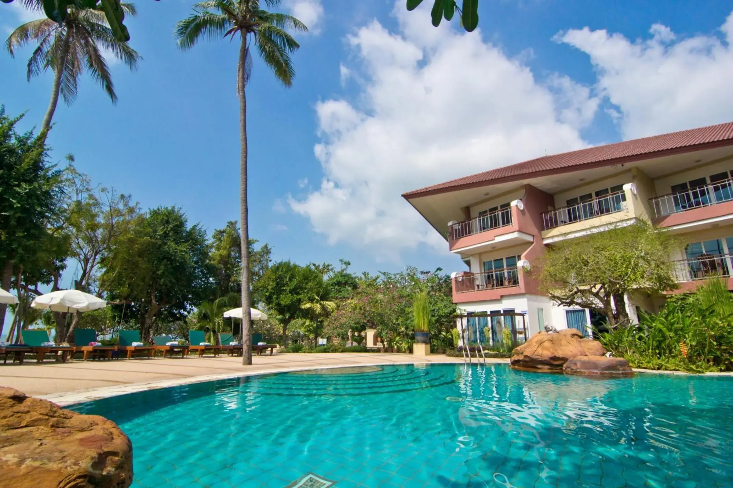 Swimming Pool in Bella Villa Cabana