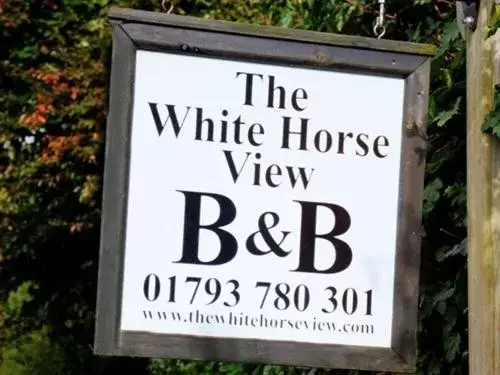 Property building, Property Logo/Sign in The White Horse View B&B