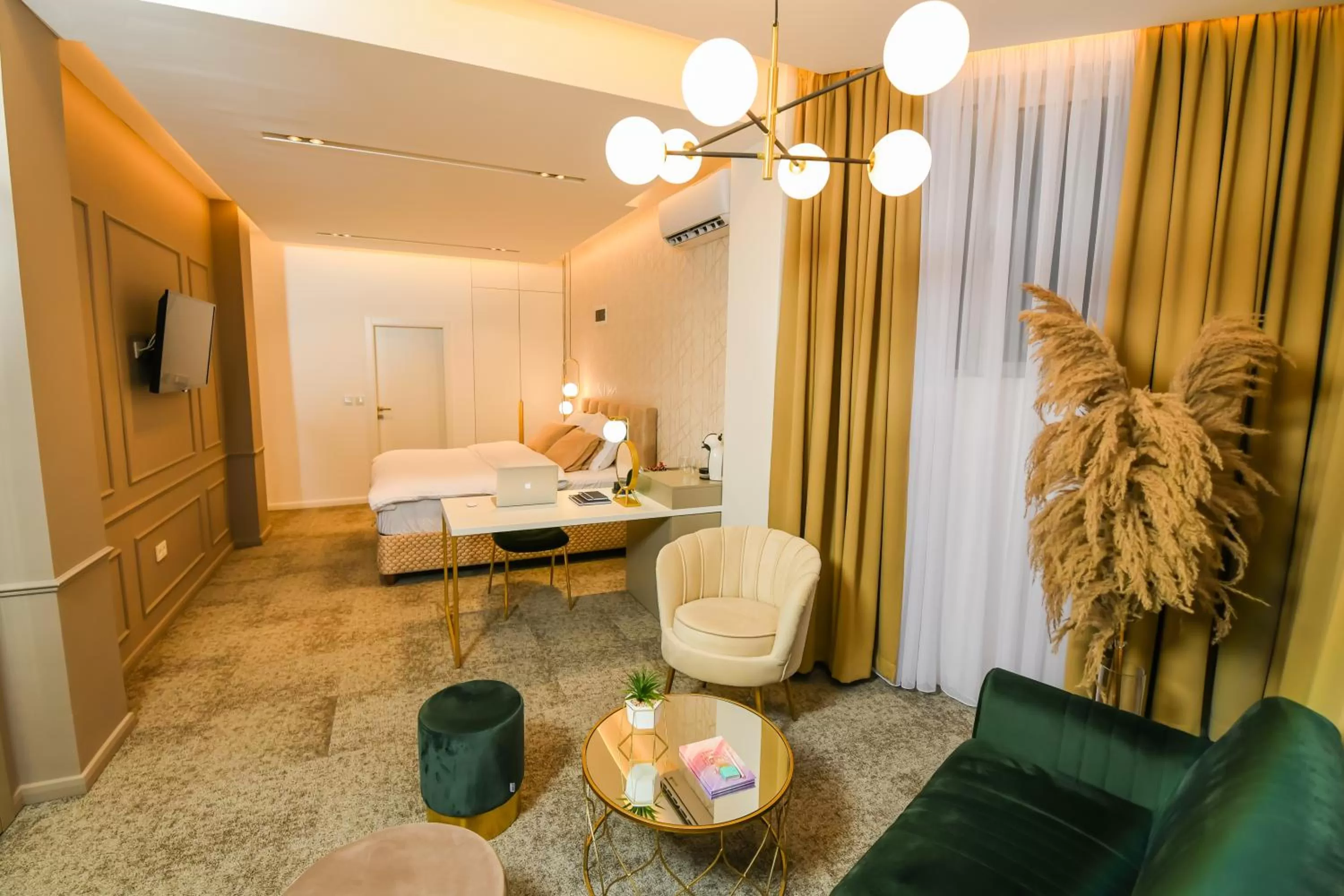 Bed in Hotel City View