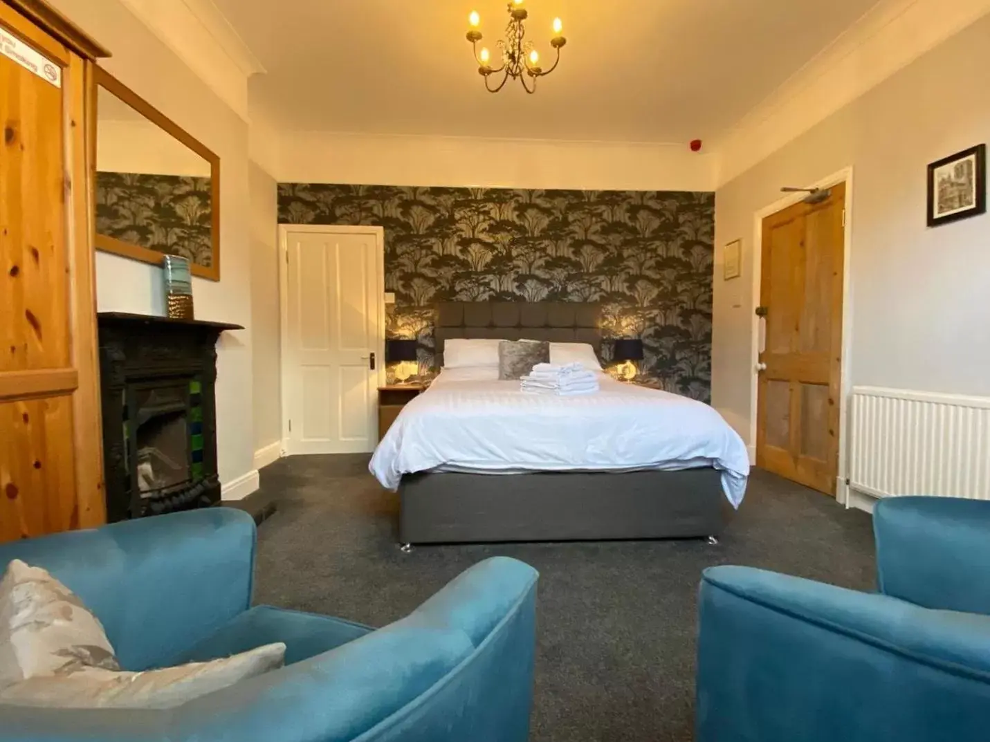 Photo of the whole room, Bed in Number 34 Bed and Breakfast York