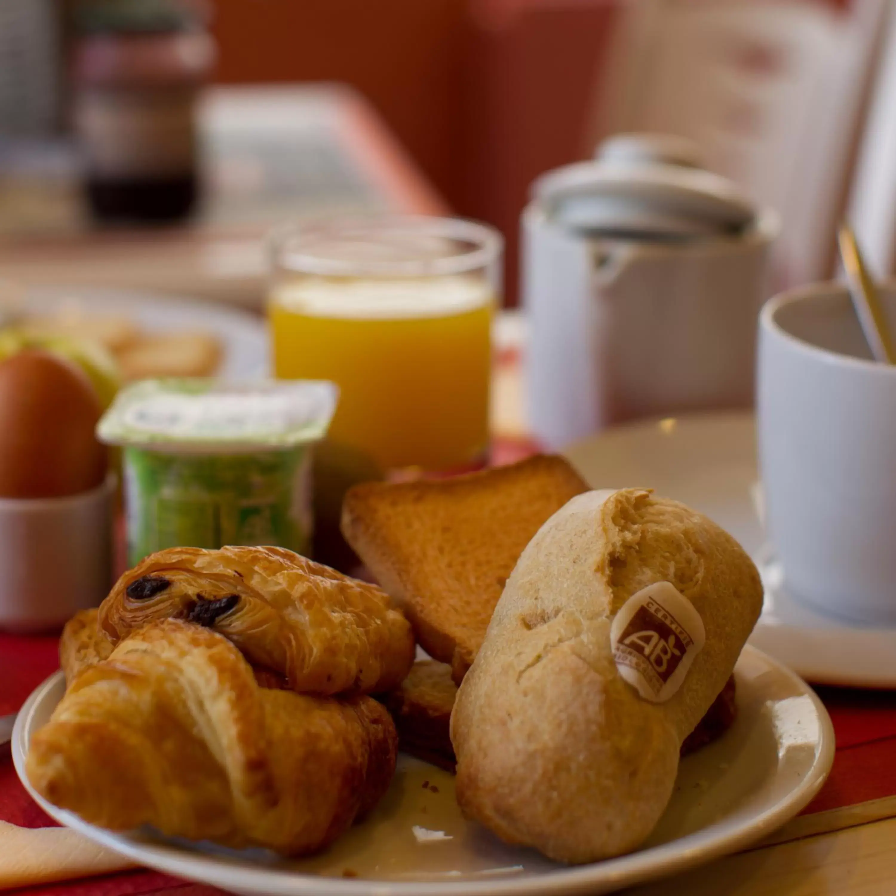 Buffet breakfast in Hotel Continental