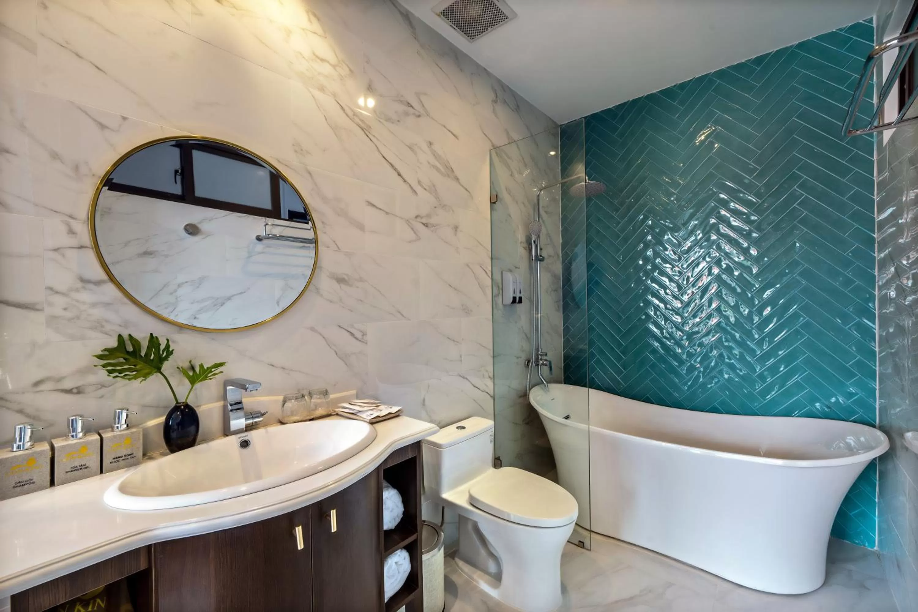 Bathroom in Lion King Hotel