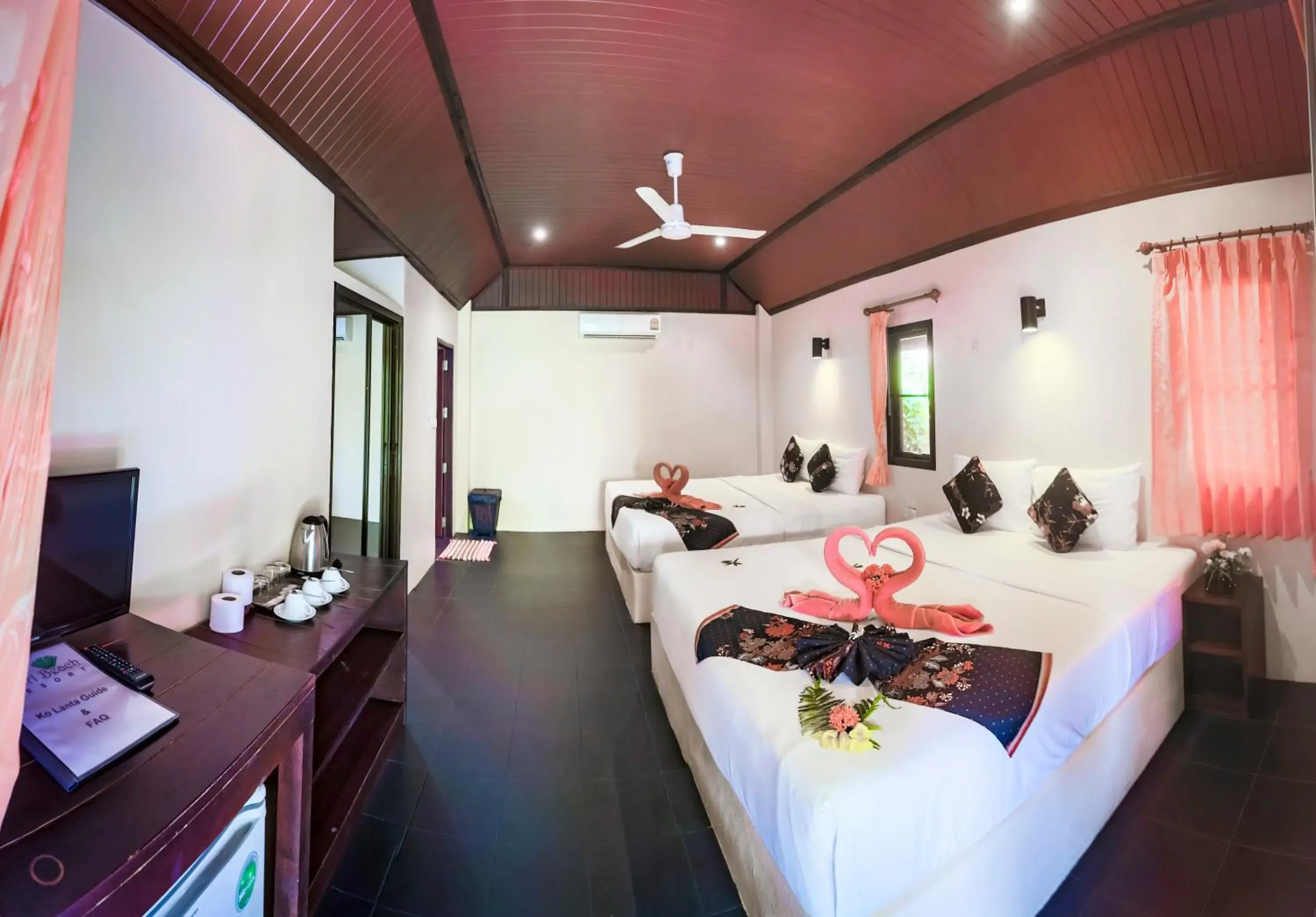 Bedroom, Bed in Lanta Pearl Beach Resort