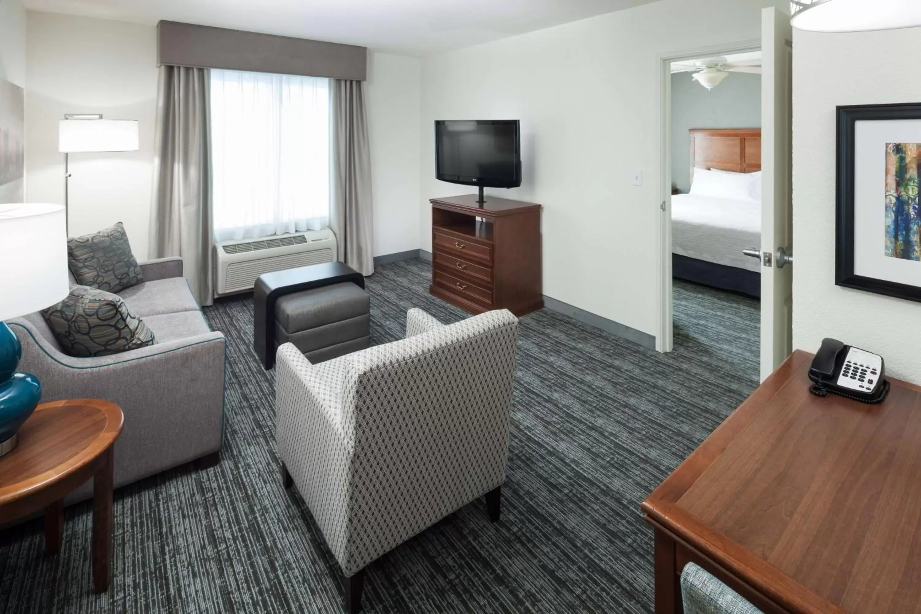 Bed, Seating Area in Homewood Suites by Hilton El Paso Airport