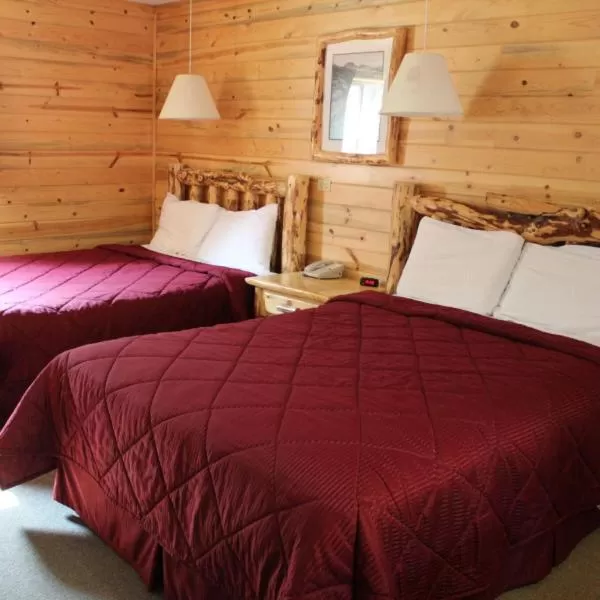 Bed in Georgetown Mountain Inn