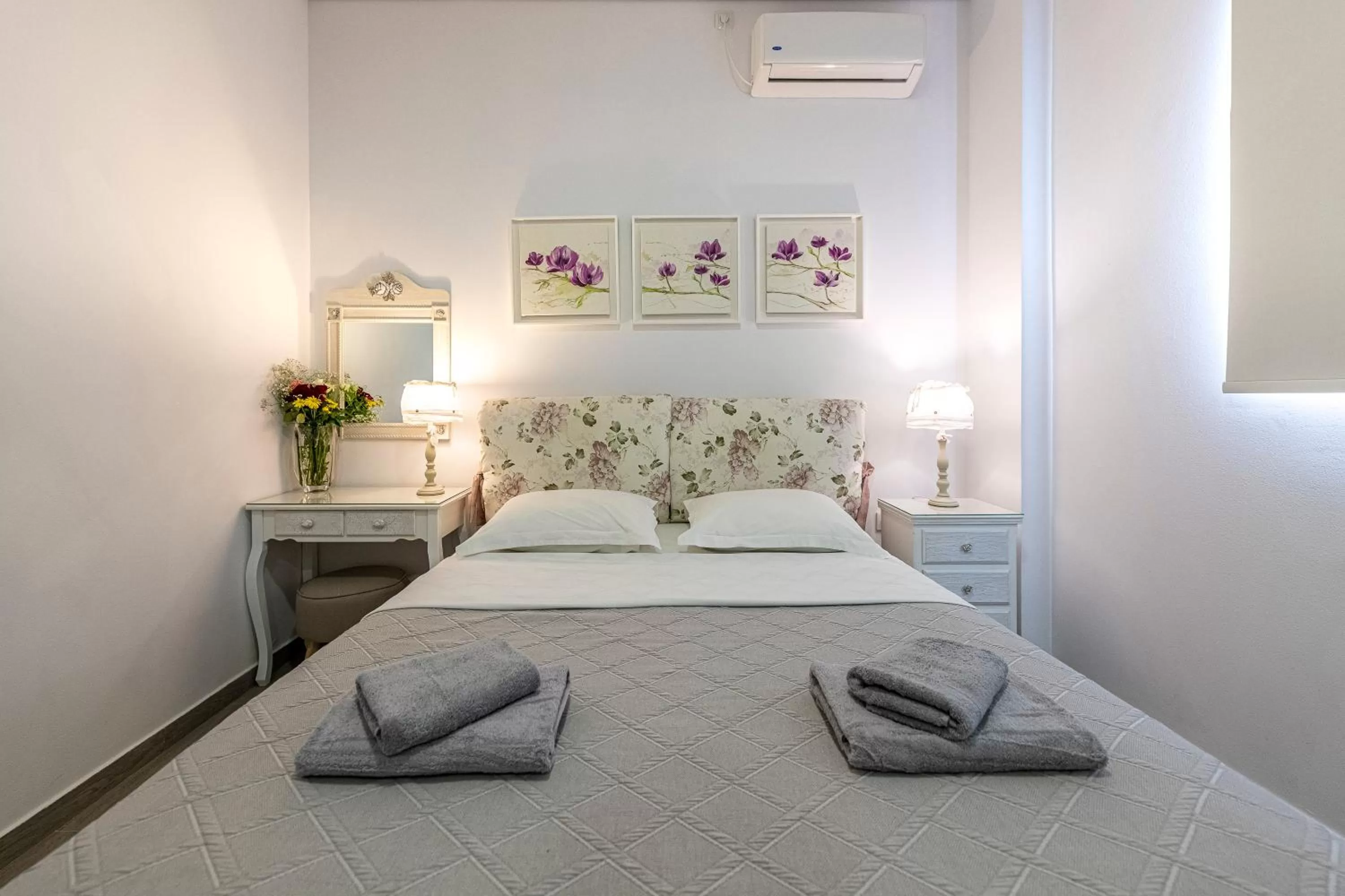 Bed in Comfort Stay Athens Airport Hotel - FREE shuttle from and to the airport