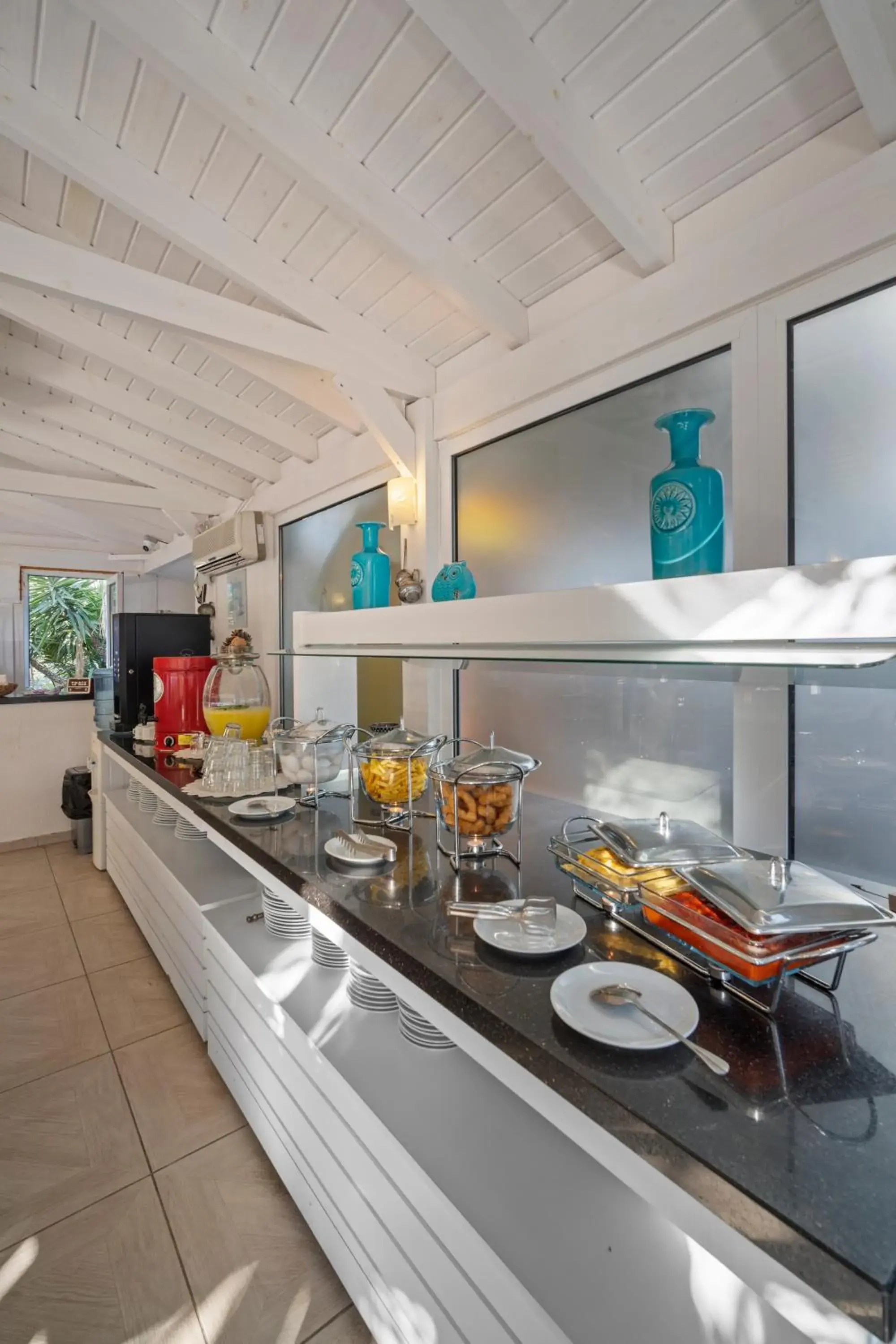 Kitchen or kitchenette, Restaurant/Places to Eat in Costa Sariyaz Hotel Bodrum