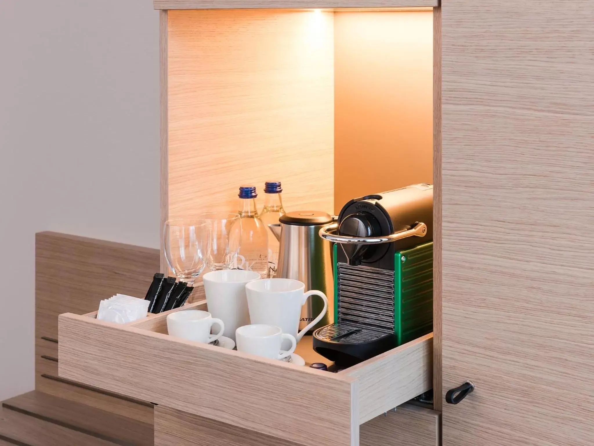 Coffee/tea facilities in Hotel Savoy