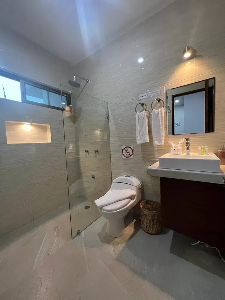 Toilet, Bathroom in Hotel Ko'ox Wenne