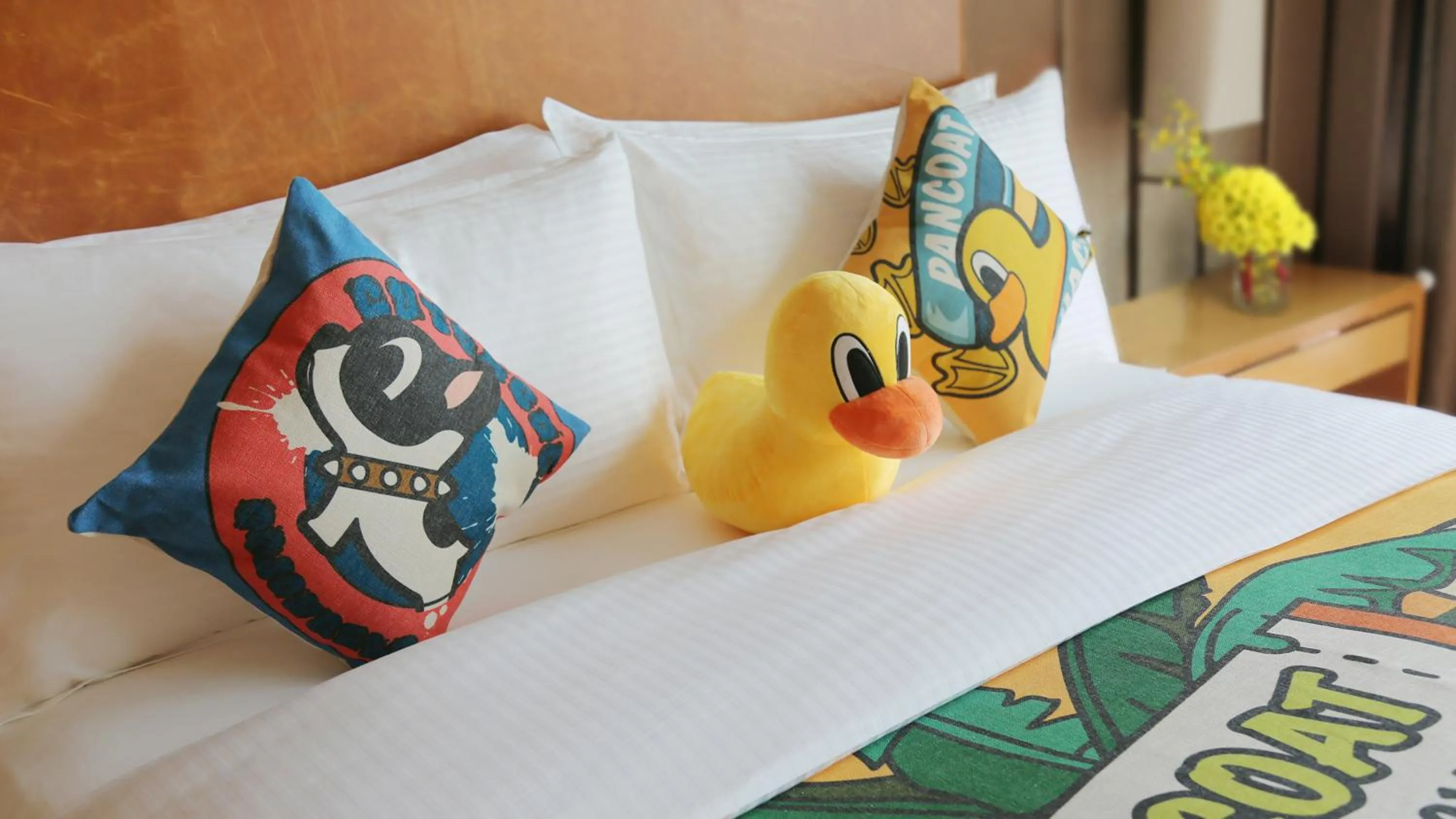 Photo of the whole room, Bed in InterContinental Changsha