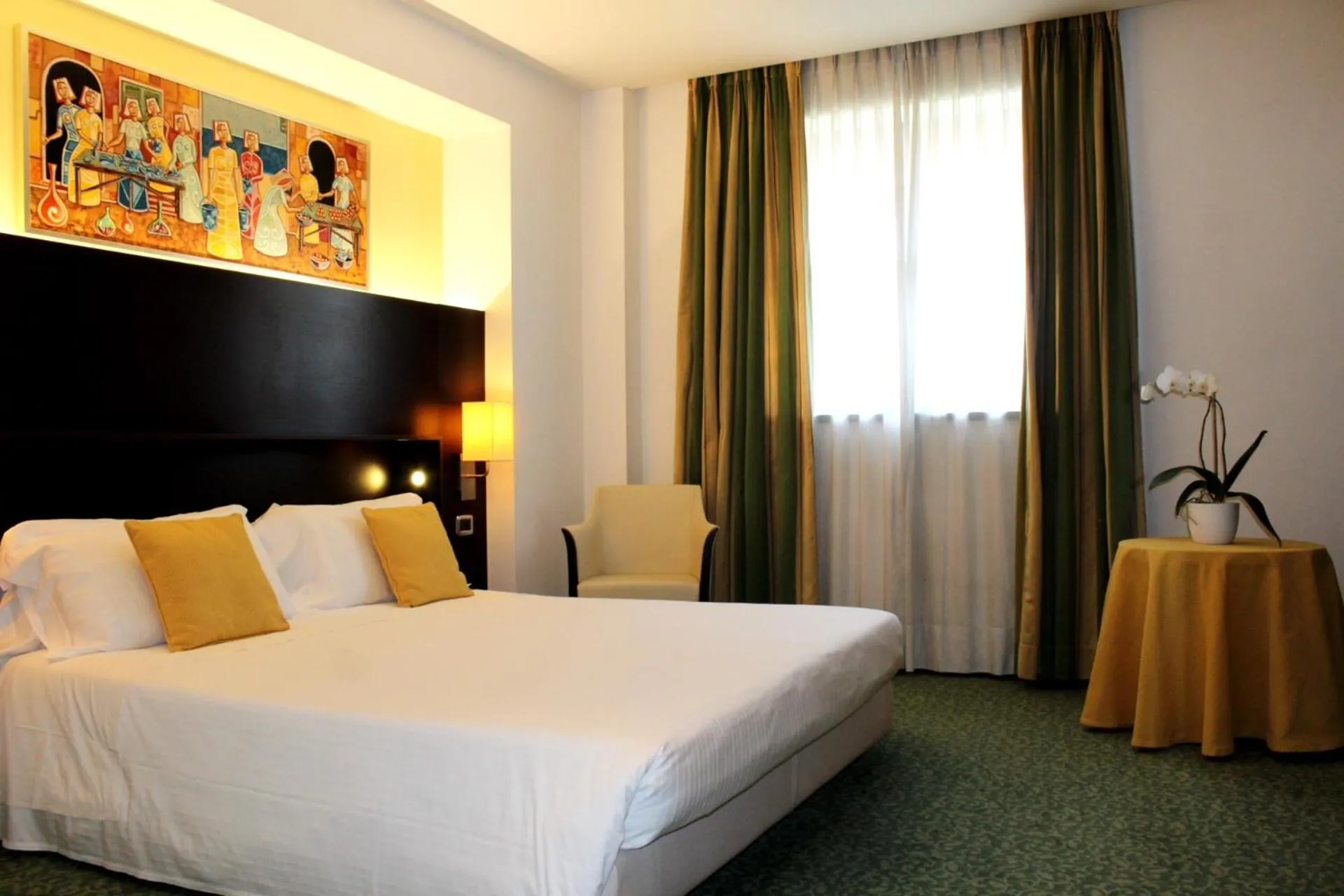 Bed in Hotel Senator