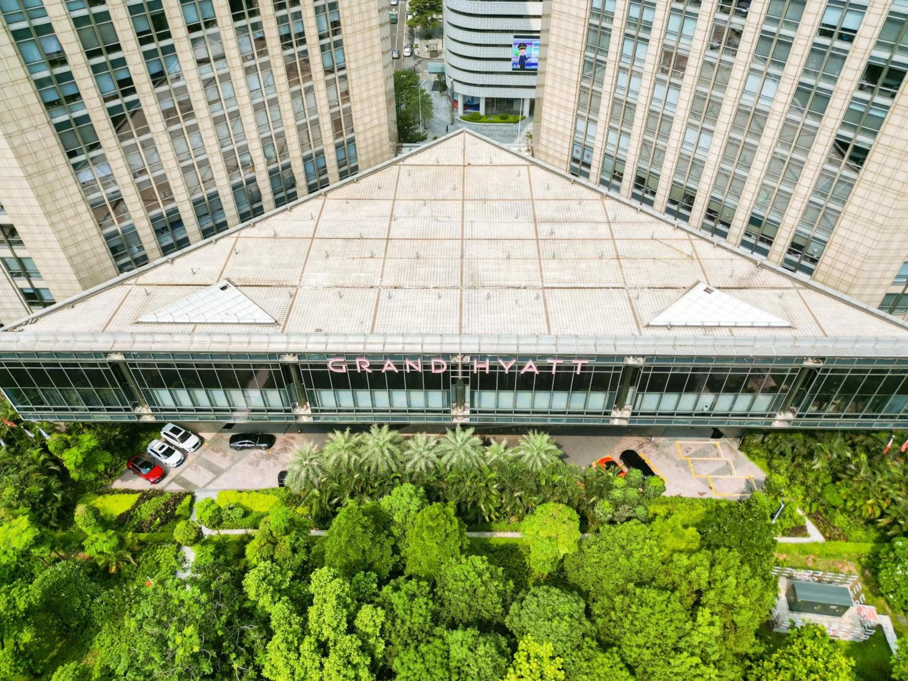 Property building in Grand Hyatt Guangzhou