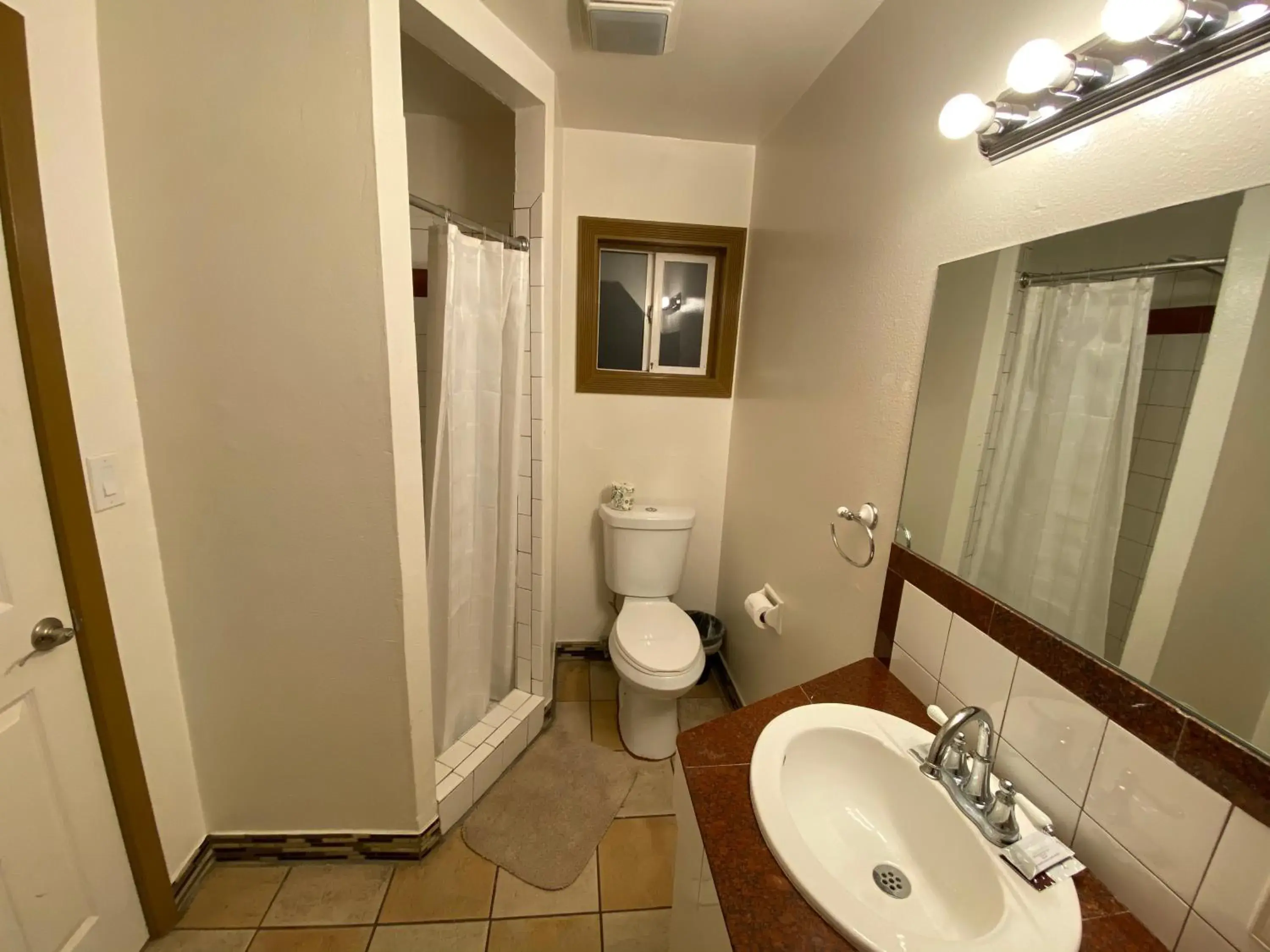 Bathroom in Westwind Lodge