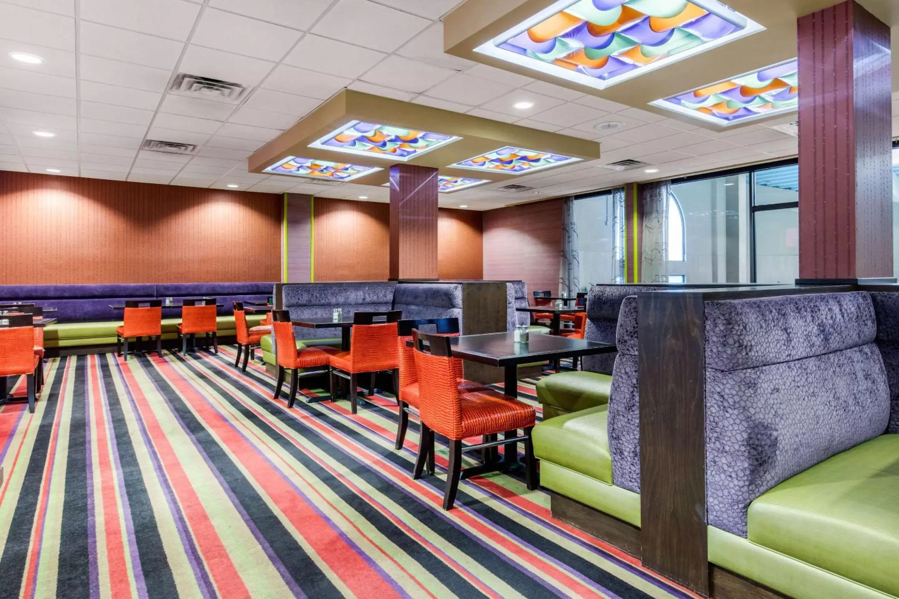 Restaurant/places to eat in Clarion Hotel Downtown Nashville - Stadium