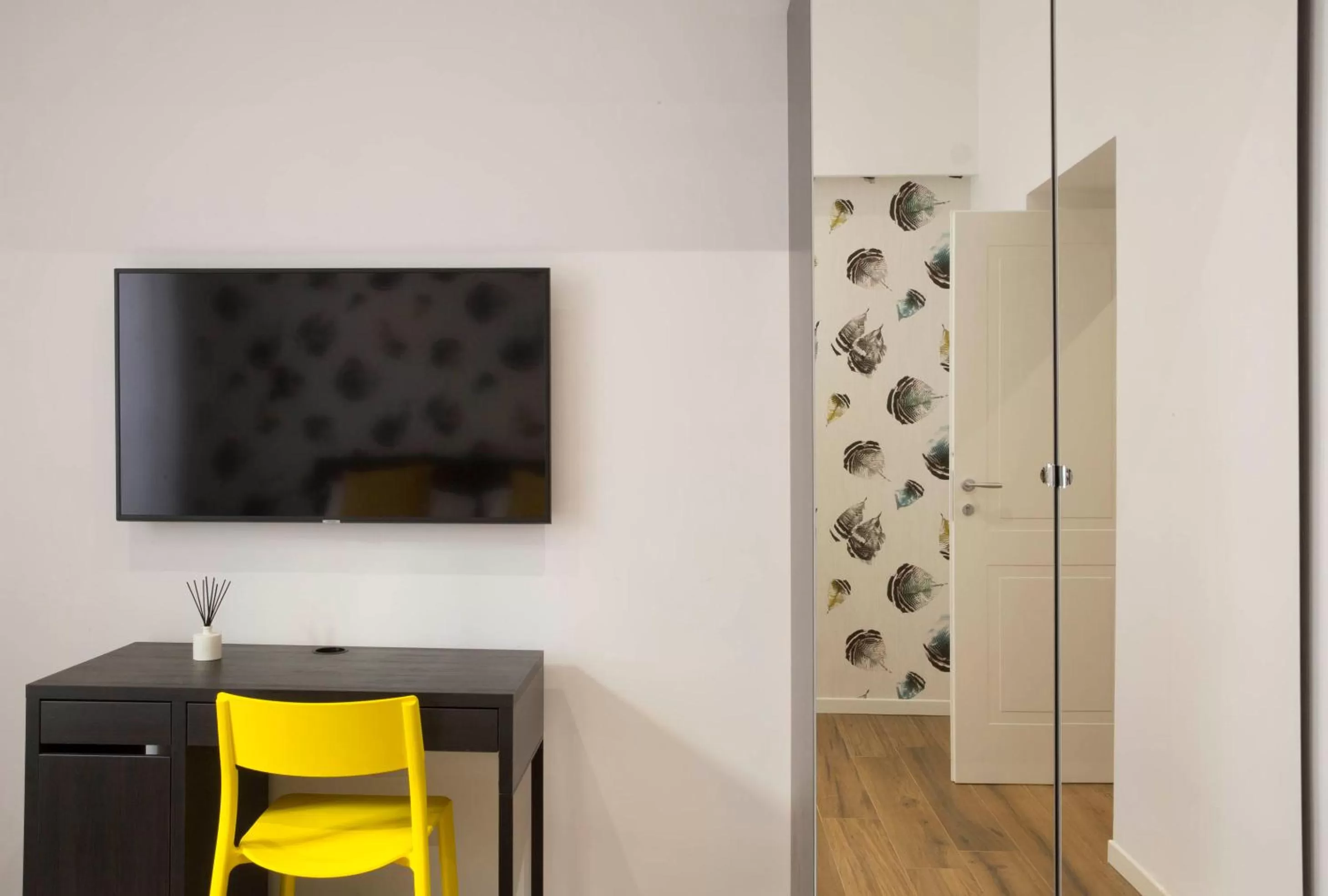 TV and multimedia in Four Elements