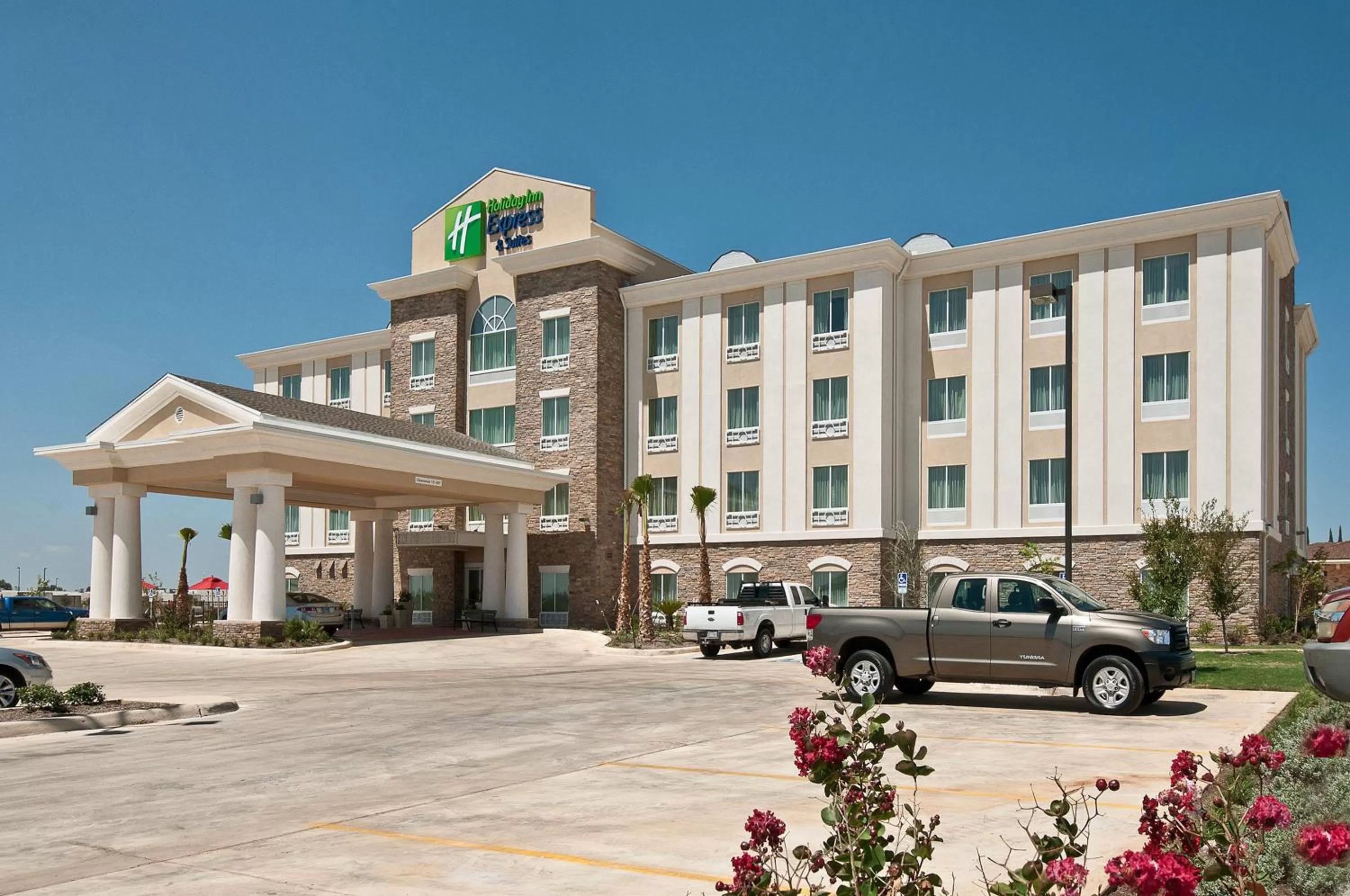 Property building in Holiday Inn Express Hotel and Suites Pearsall by IHG