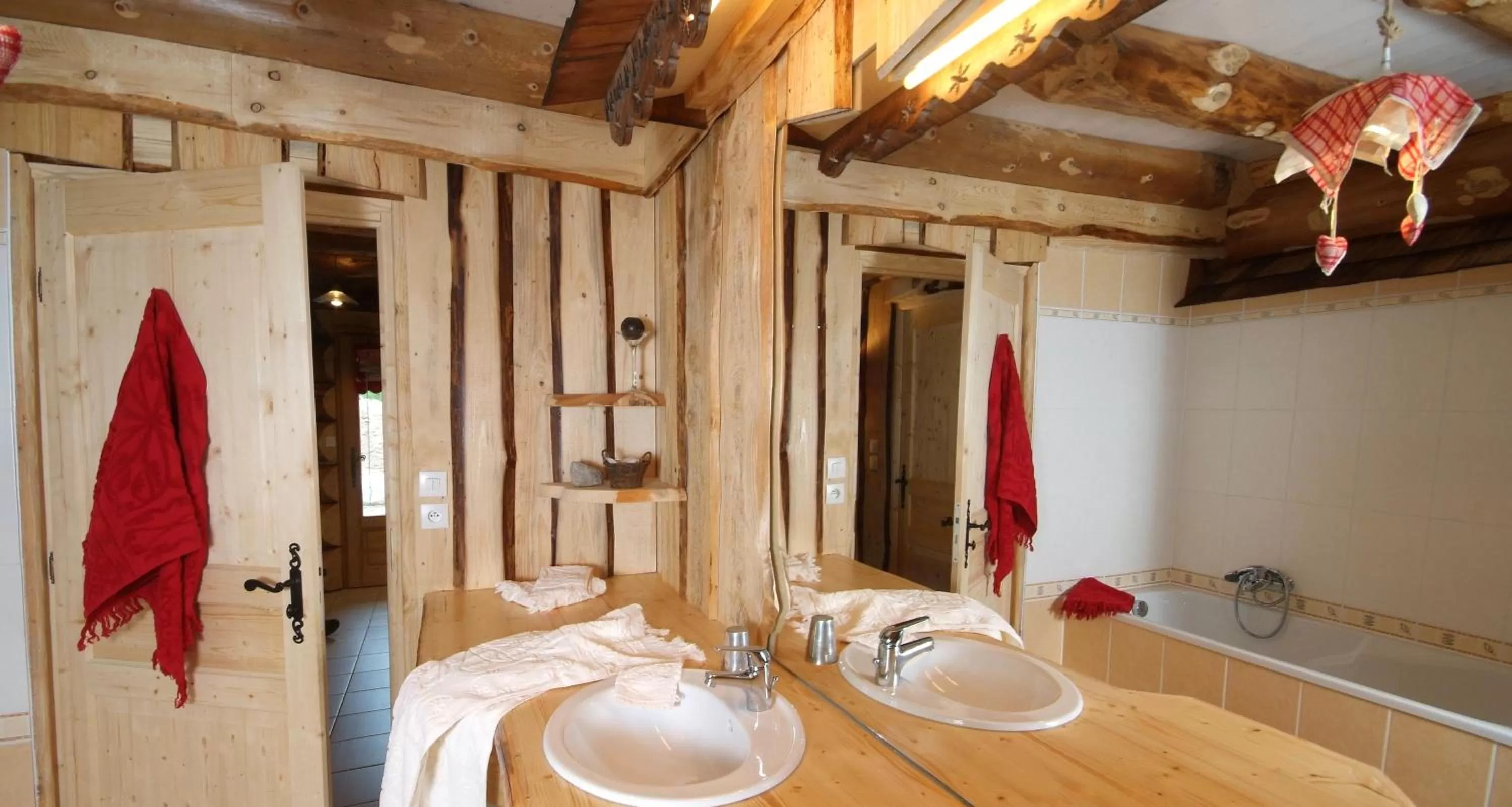 Shower in Le Couarôge Chalets et Appartements