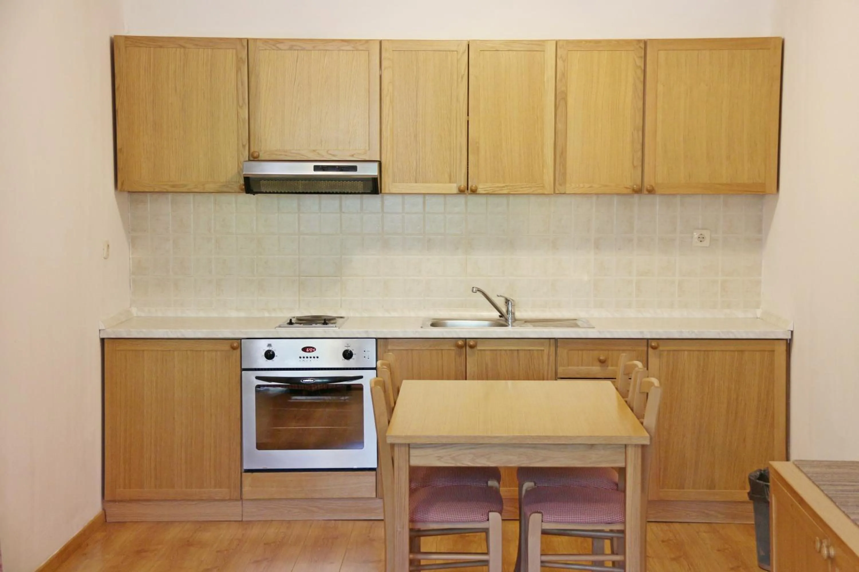 Kitchen or kitchenette in Aparthotel Snjezna Kraljica