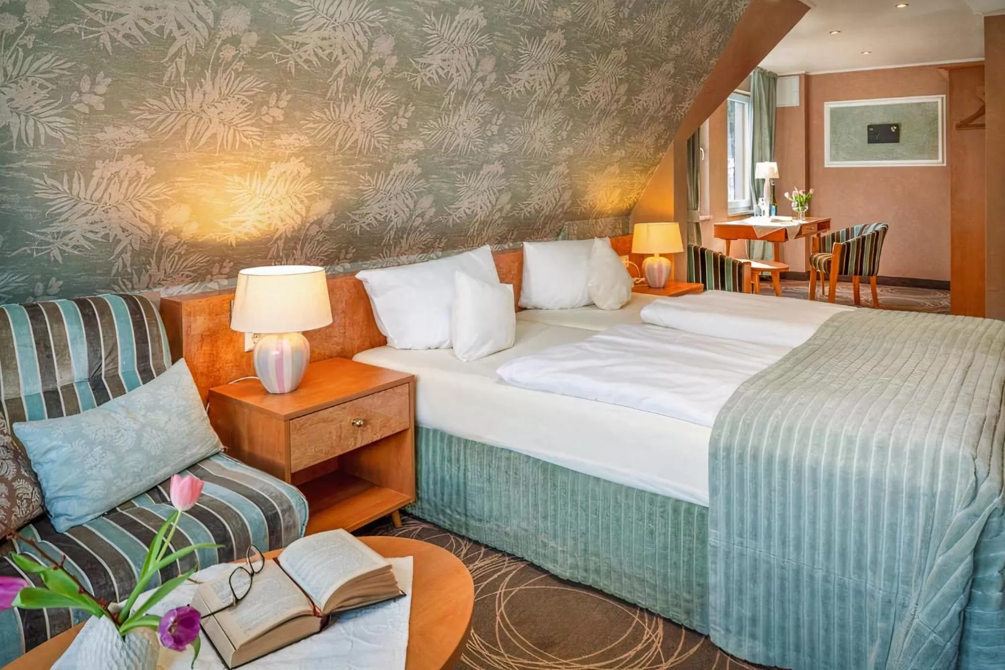 Bed in Weinhotel Landsknecht