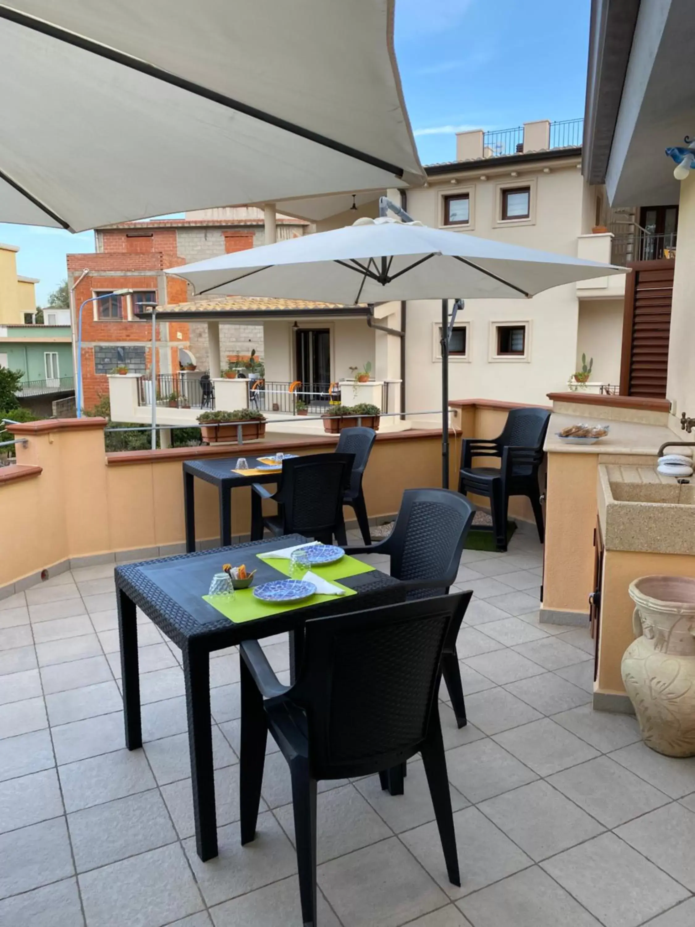 Balcony/Terrace, Restaurant/Places to Eat in B&B da Miranna