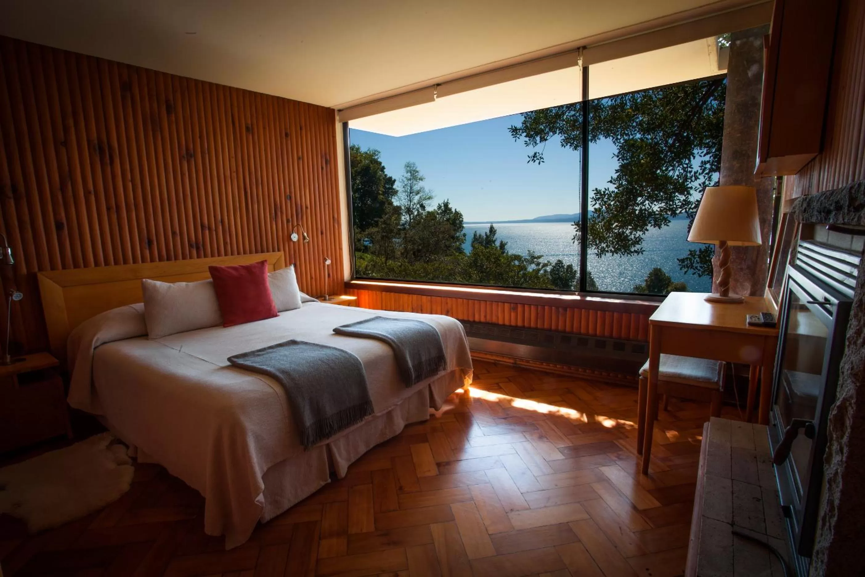 Photo of the whole room, Bed in Hotel Antumalal