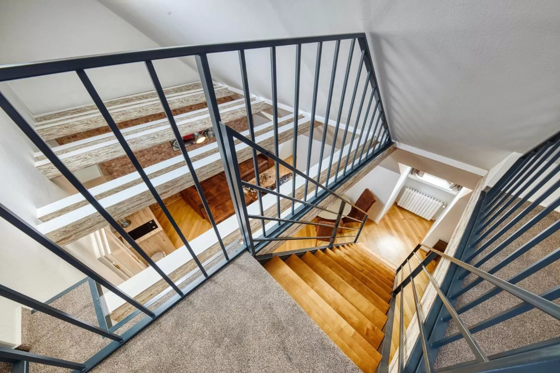 bunk bed, Bed in Aapartamentoos