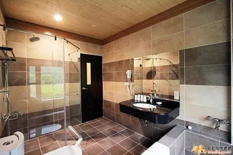 Bathroom in Cai Feng B&B