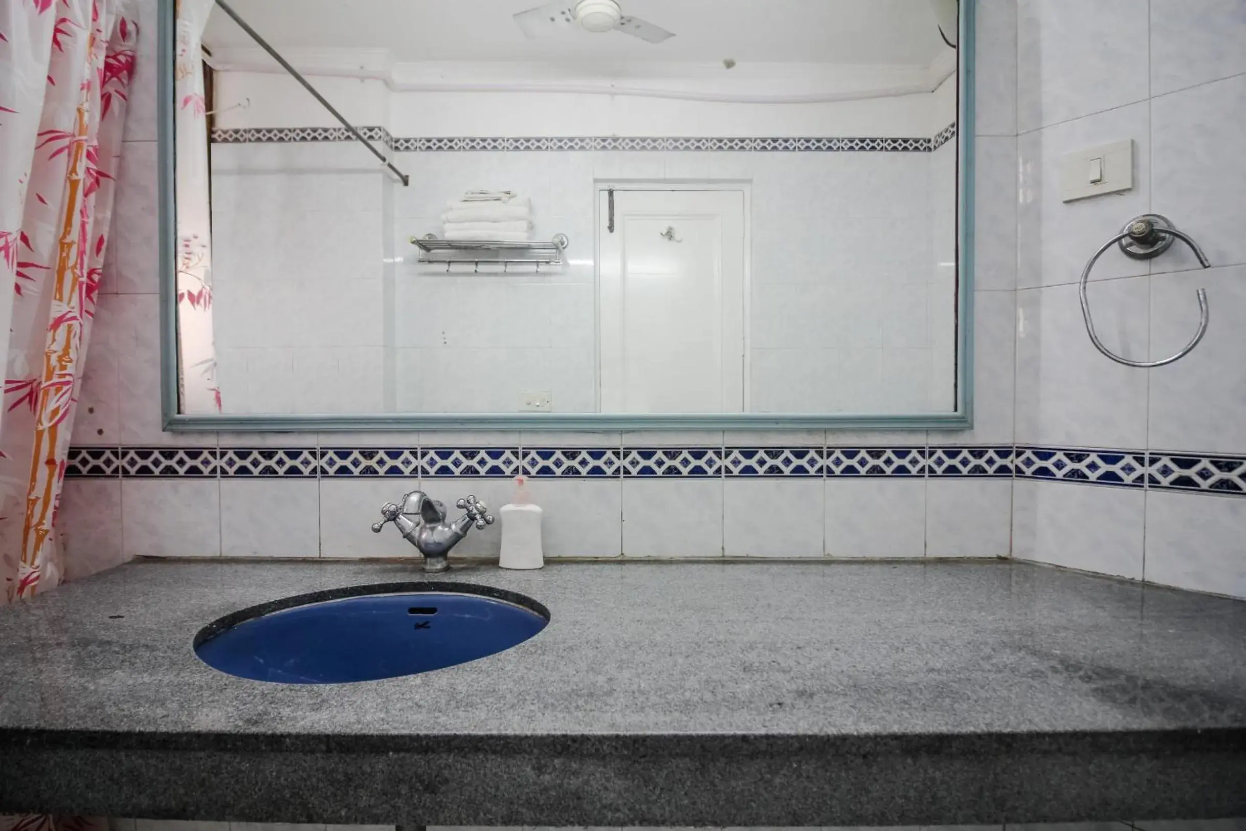 Shower, Bathroom in Under My Roof Green Park