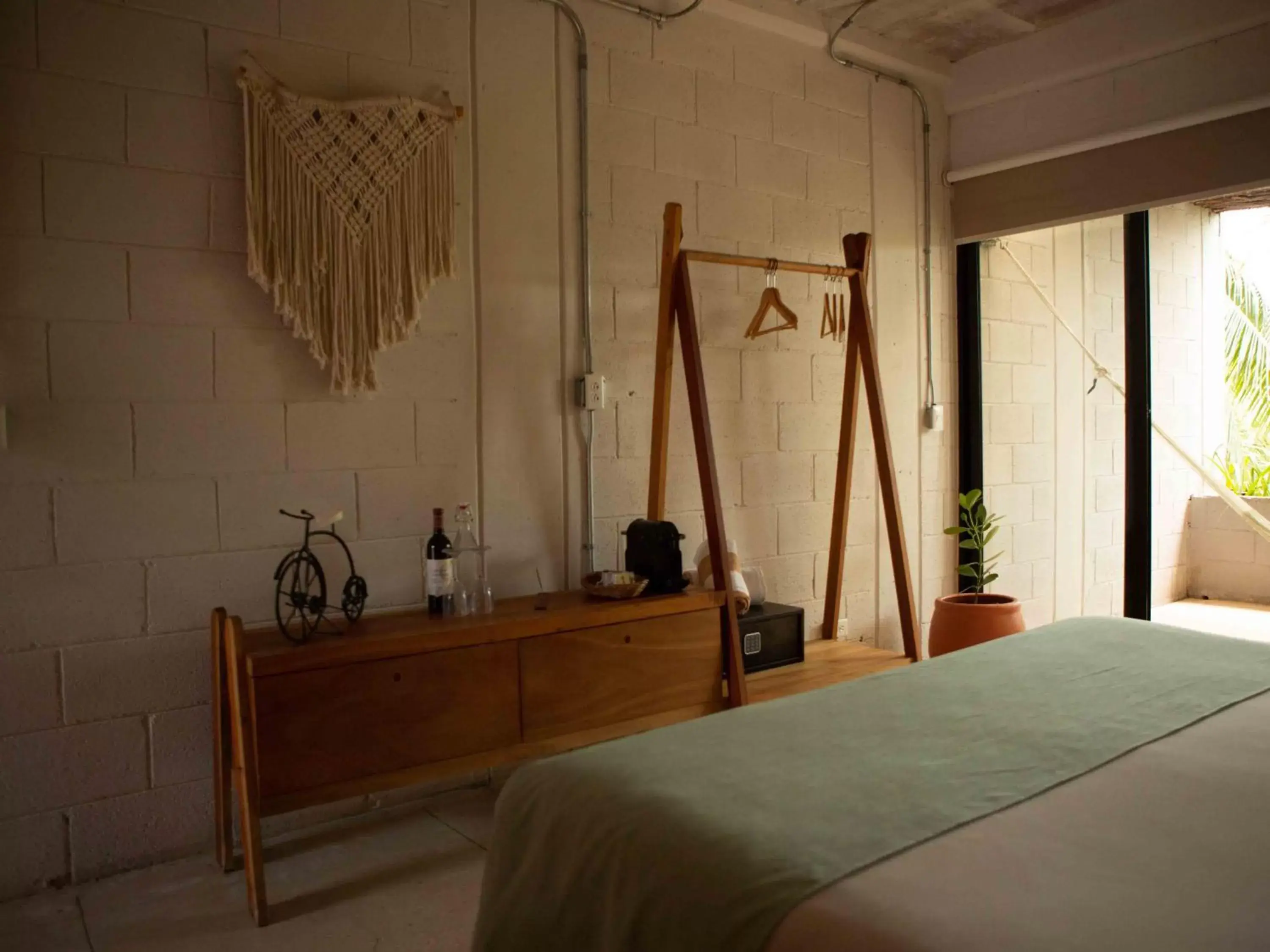Bedroom in Nomads Hotel, Hostel & Beachclub