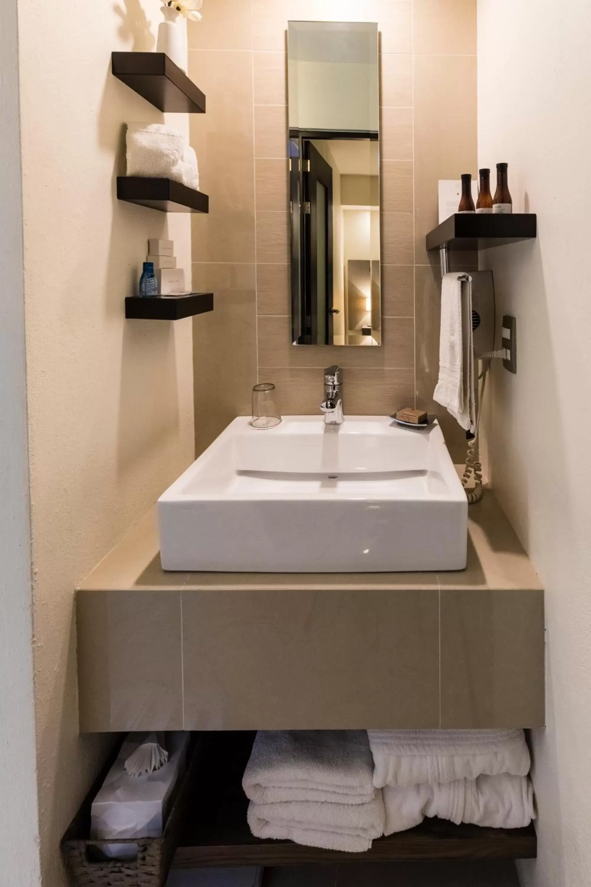 Bathroom in Marialicia Suites, Hotel Boutique